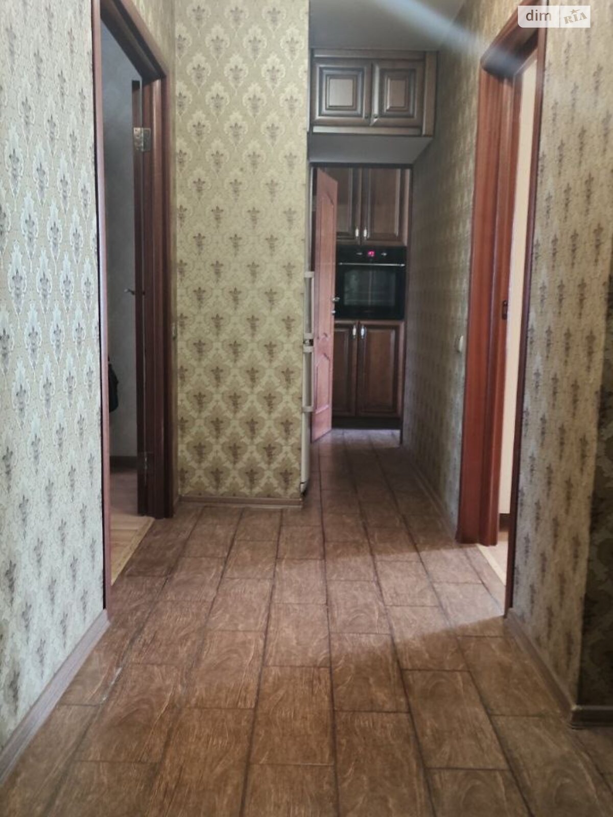 Продажа трехкомнатной квартиры в Днепре, на пер. Софии Крушельницкой 5, кв. 19, район Амур-Нижнеднепровский фото 1 Продажа трехкомнатной квартиры в Днепре, на пер. Софии Крушельницкой 5, кв. 19, район Амур-Нижнеднепровский фото 1