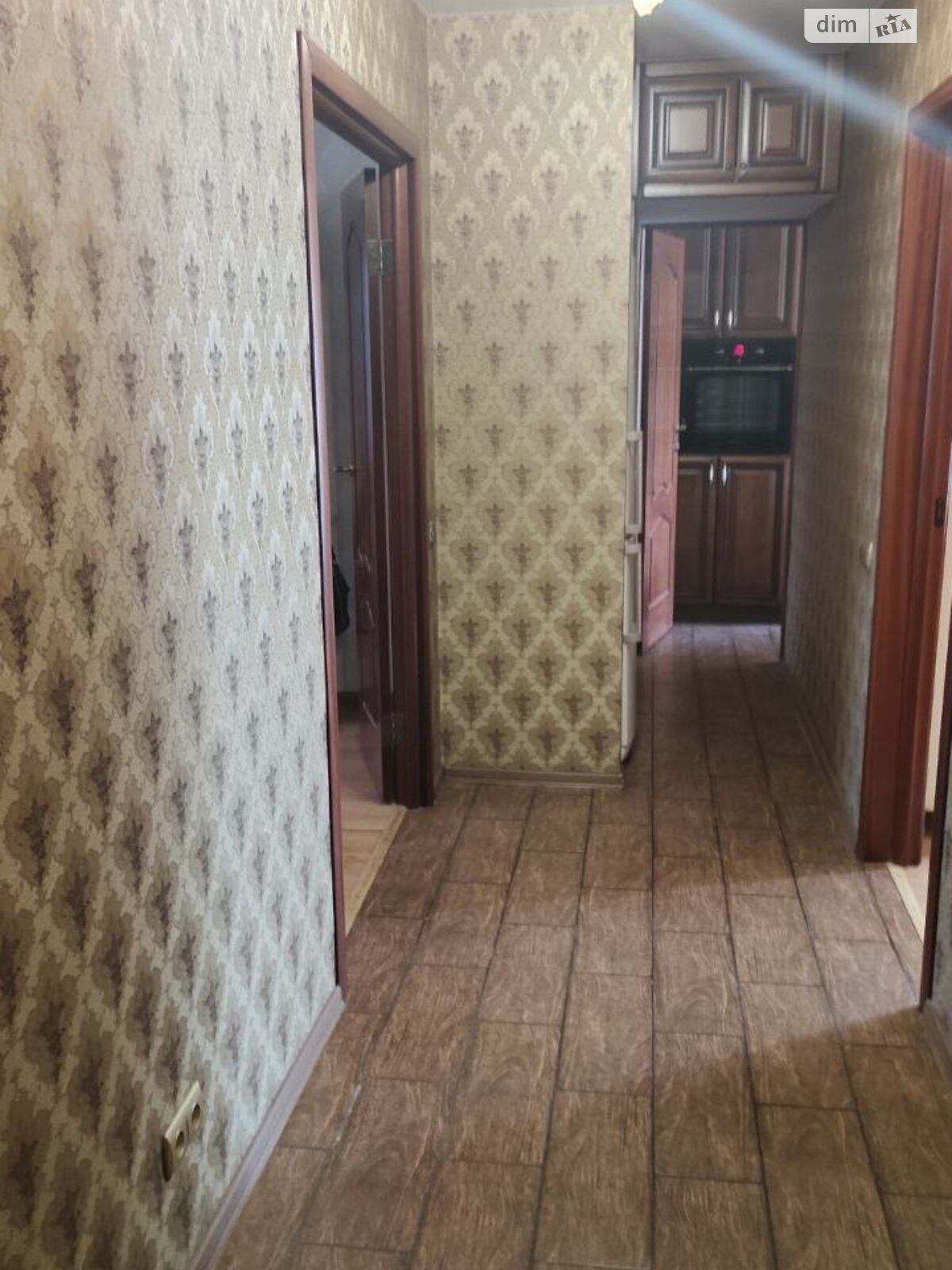 Продажа трехкомнатной квартиры в Днепре, на пер. Софии Крушельницкой 5, кв. 19, район Амур-Нижнеднепровский фото 1 Продажа трехкомнатной квартиры в Днепре, на пер. Софии Крушельницкой 5, кв. 19, район Амур-Нижнеднепровский фото 1