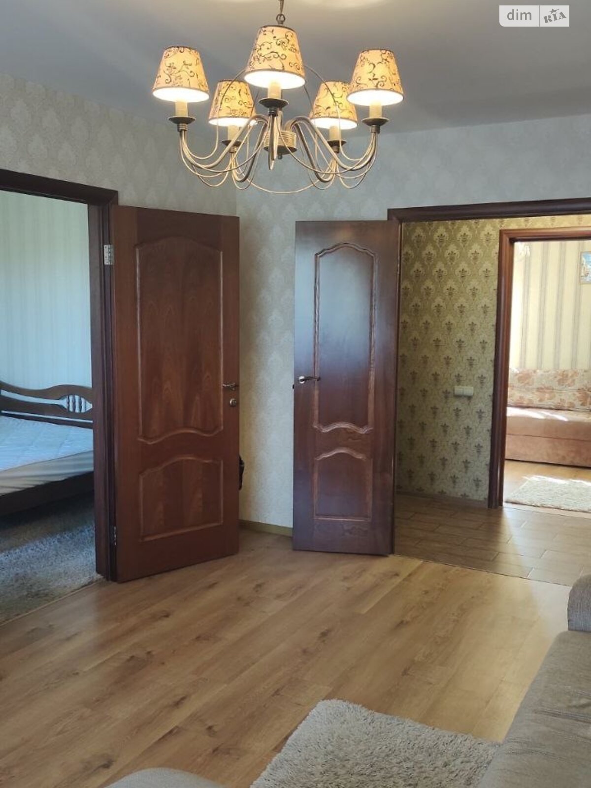 Продажа трехкомнатной квартиры в Днепре, на пер. Софии Крушельницкой 5, кв. 19, район Амур-Нижнеднепровский фото 1 Продажа трехкомнатной квартиры в Днепре, на пер. Софии Крушельницкой 5, кв. 19, район Амур-Нижнеднепровский фото 1