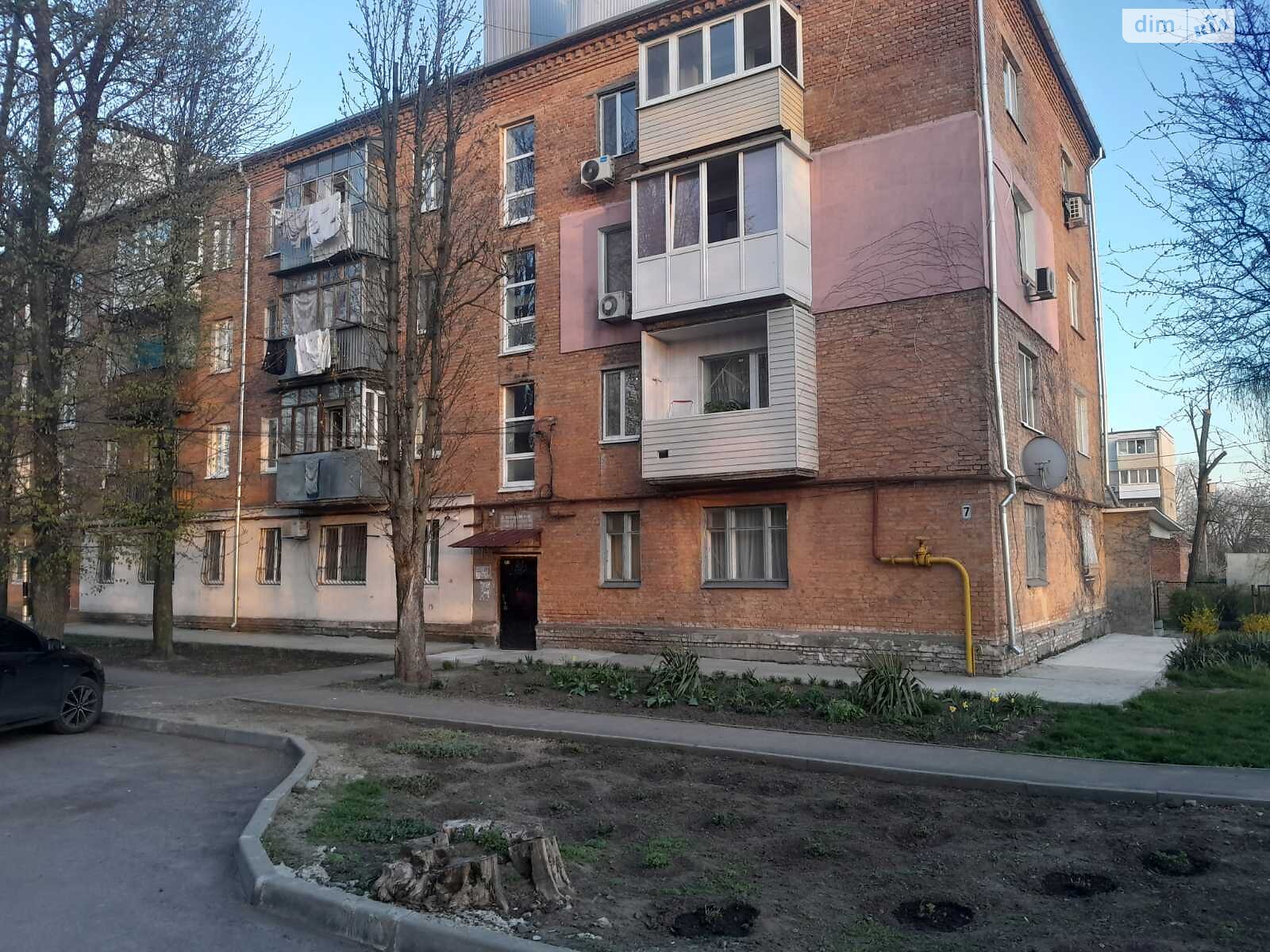 Продажа трехкомнатной квартиры в Днепре, на ул. Аэродром 7, район Авиаторское фото 1 Продажа трехкомнатной квартиры в Днепре, на ул. Аэродром 7, район Авиаторское фото 1