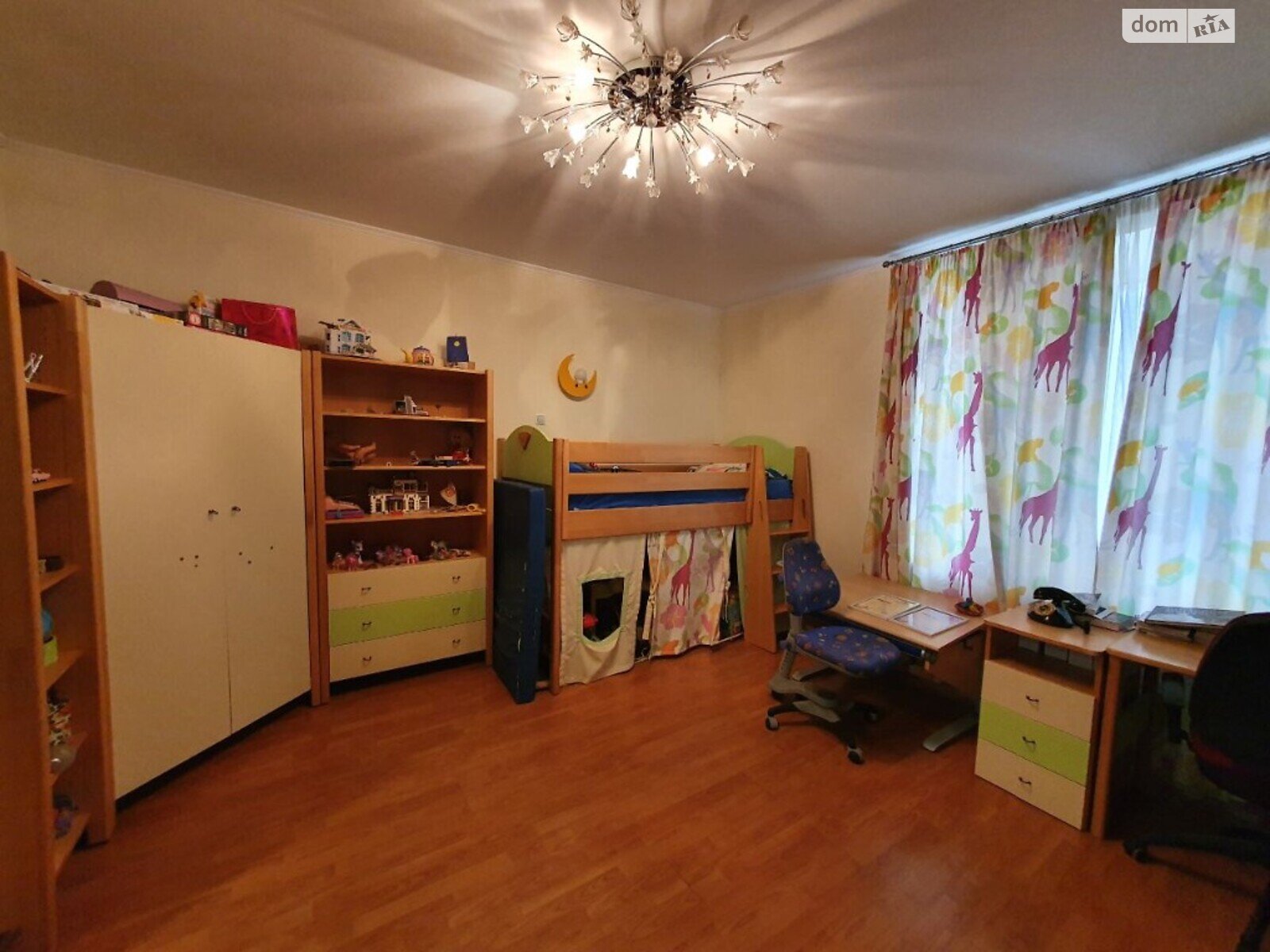 Продажа трехкомнатной квартиры в Днепре, на ул. Рабочая, район Чечеловский фото 1