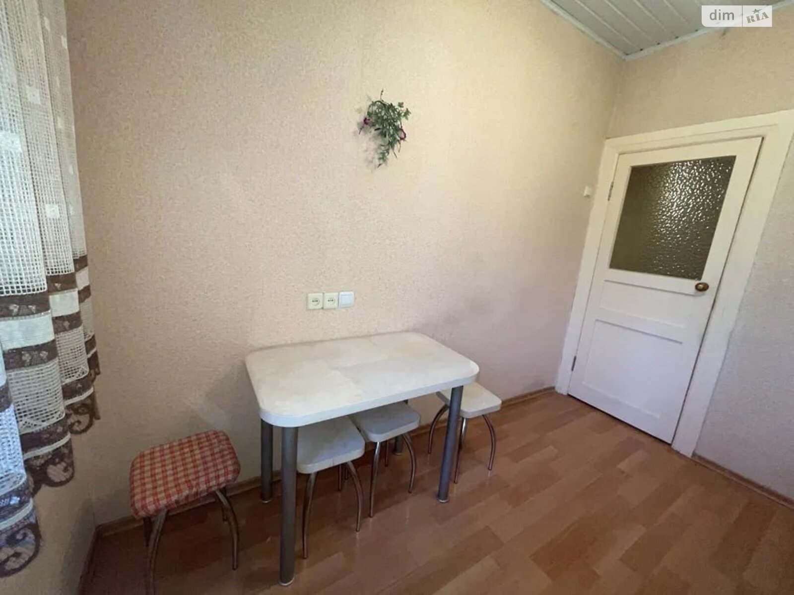 Продаж двокімнатної квартири в Дніпрі, на пров. Альпійський 33, район Чечелівський фото 1 Продаж двокімнатної квартири в Дніпрі, на пров. Альпійський 33, район Чечелівський фото 1