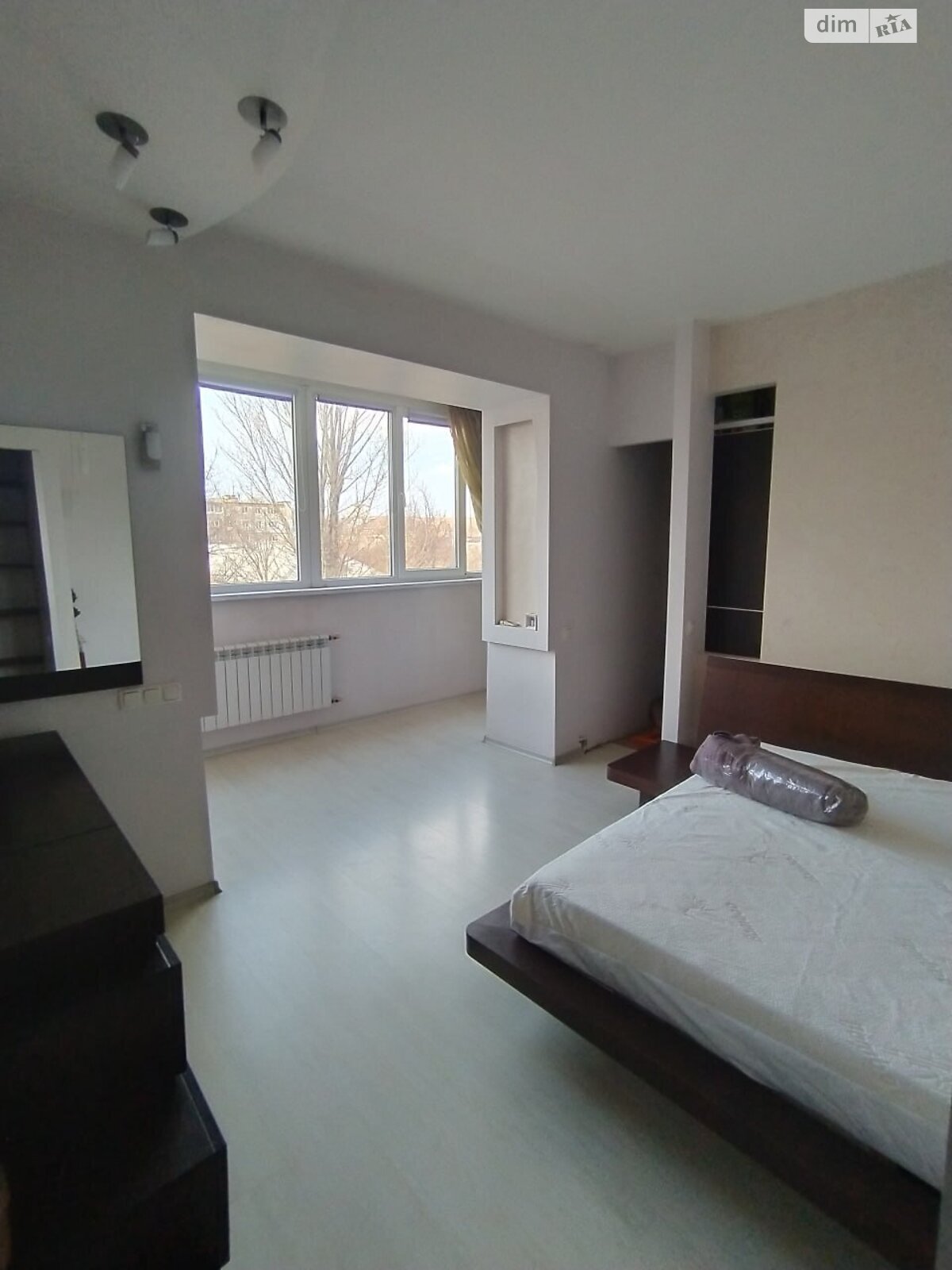 Продаж трикімнатної квартири в Дніпрі, на вул. Дмитра Кедріна 66 секція 1, район Титова фото 1 Продаж трикімнатної квартири в Дніпрі, на вул. Дмитра Кедріна 66 секція 1, район Титова фото 1