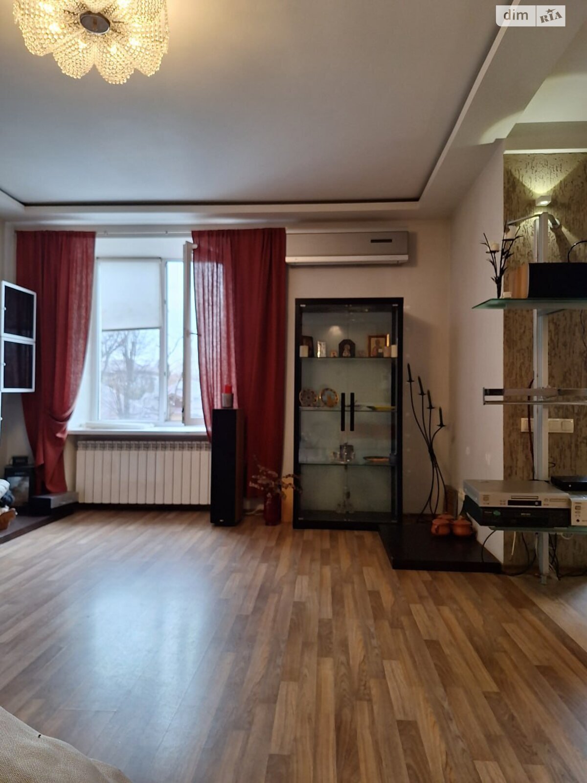 Продажа трехкомнатной квартиры в Днепре, на ул. Дмитрия Кедрина, район Титовая фото 1 Продажа трехкомнатной квартиры в Днепре, на ул. Дмитрия Кедрина, район Титовая фото 1