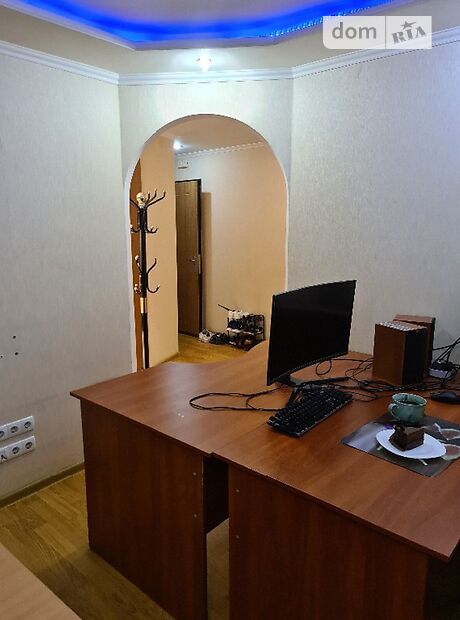 Продажа трехкомнатной квартиры в Днепре, на пер. Энергетический район Чечеловский фото 1 Продажа трехкомнатной квартиры в Днепре, на пер. Энергетический район Чечеловский фото 1