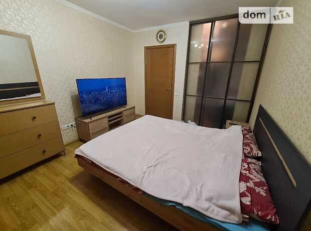 Продажа трехкомнатной квартиры в Днепре, на пер. Энергетический район Чечеловский фото 1 Продажа трехкомнатной квартиры в Днепре, на пер. Энергетический район Чечеловский фото 1