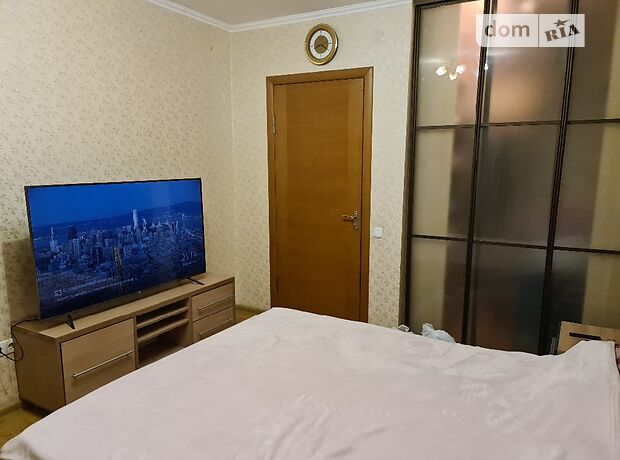 Продажа трехкомнатной квартиры в Днепре, на пер. Энергетический район Чечеловский фото 1 Продажа трехкомнатной квартиры в Днепре, на пер. Энергетический район Чечеловский фото 1