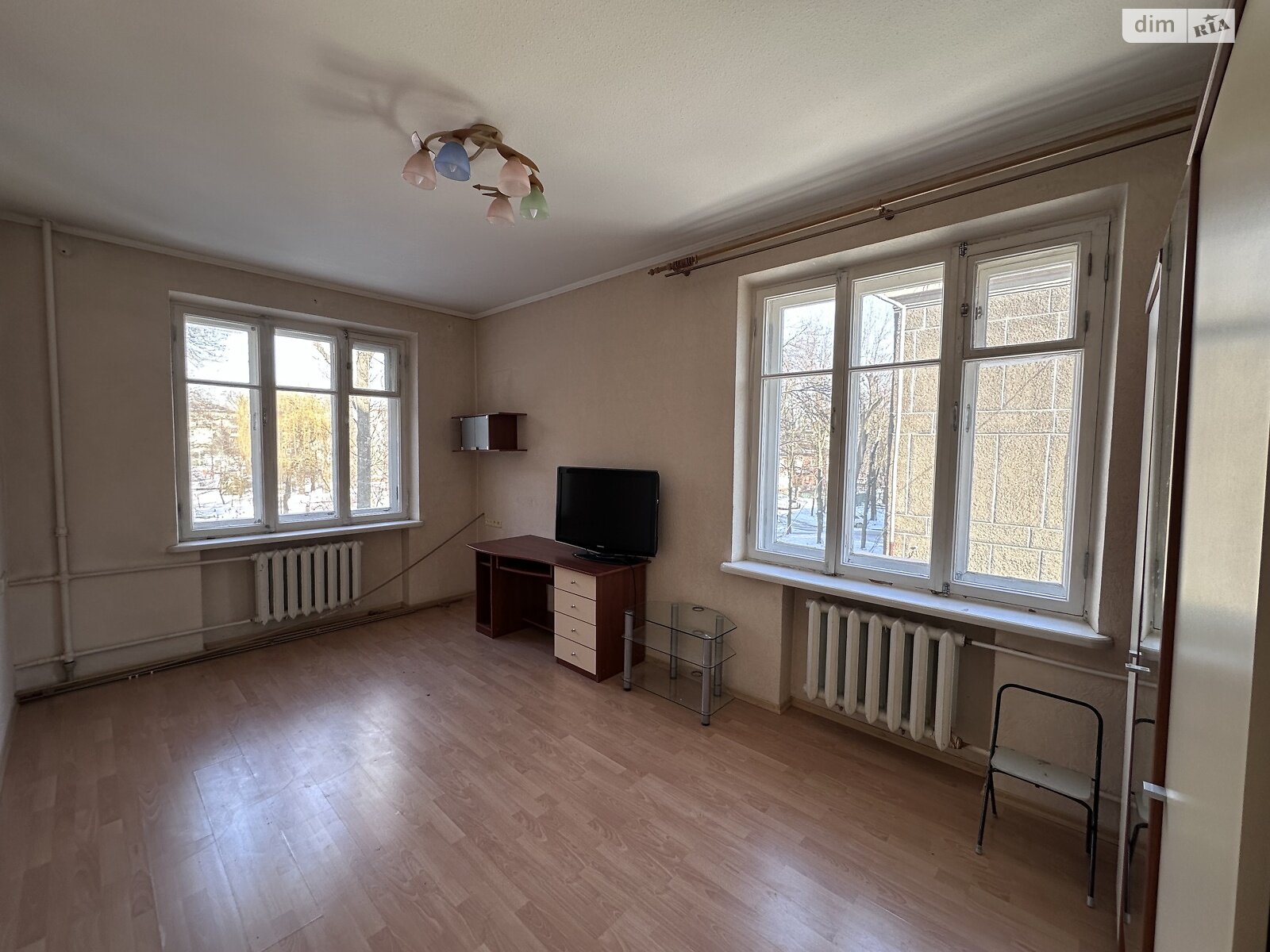 Продажа двухкомнатной квартиры в Днепре, на просп. Хмельницкого Богдана 127, район Чечеловский фото 1 Продажа двухкомнатной квартиры в Днепре, на просп. Хмельницкого Богдана 127, район Чечеловский фото 1
