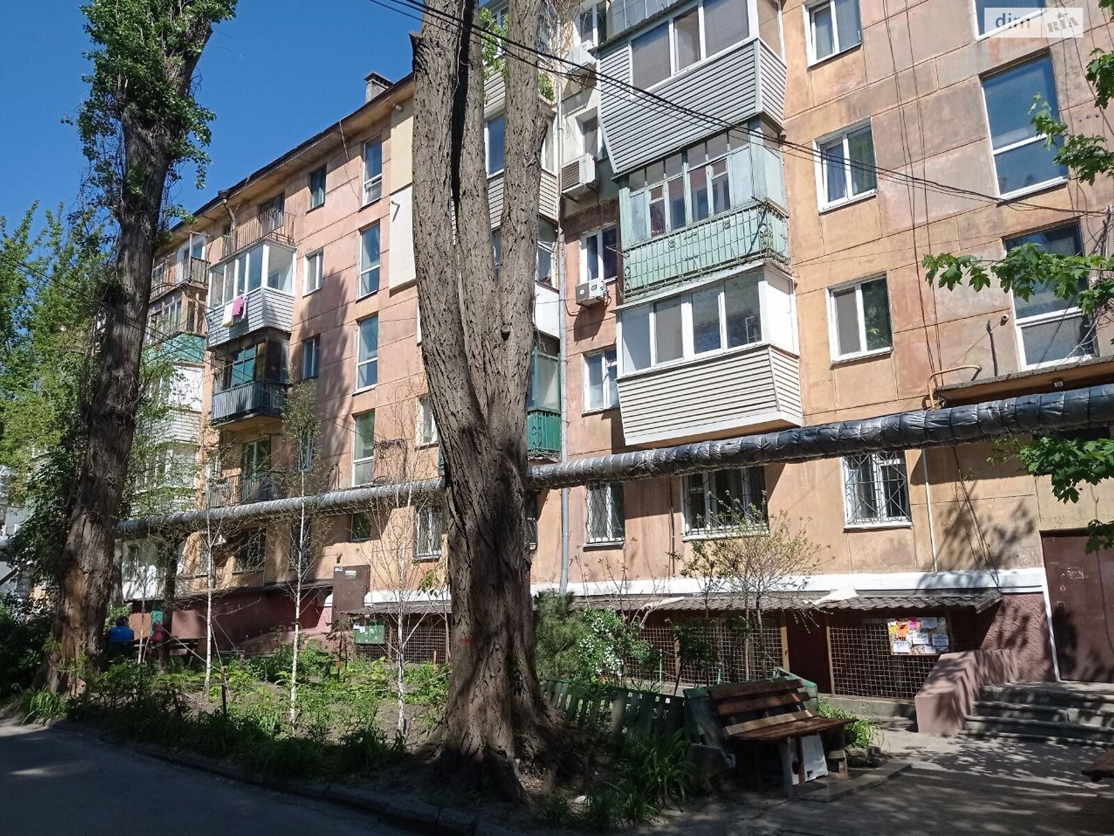 Продаж двокімнатної квартири в Дніпрі, на просп. Хмельницького Богдана 112, район Чечелівський фото 1 Продаж двокімнатної квартири в Дніпрі, на просп. Хмельницького Богдана 112, район Чечелівський фото 1