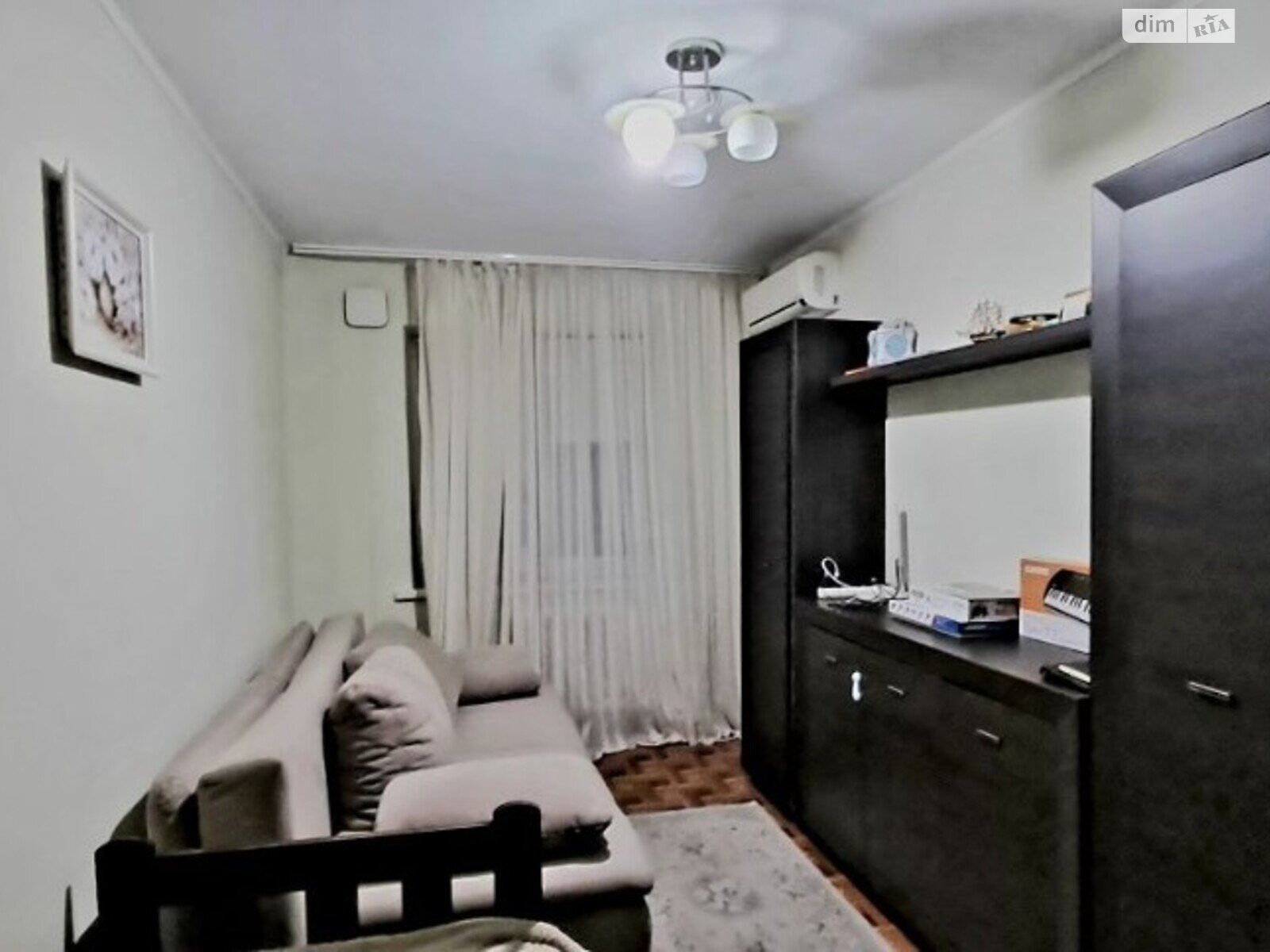 Продажа трехкомнатной квартиры в Днепре, на ул. Леонида Стромцова, район Центральный фото 1
