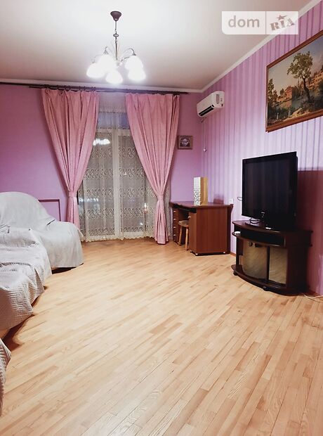 Продажа трехкомнатной квартиры в Днепре, на ул. Рабочая район Чечеловский фото 1 Продажа трехкомнатной квартиры в Днепре, на ул. Рабочая район Чечеловский фото 1