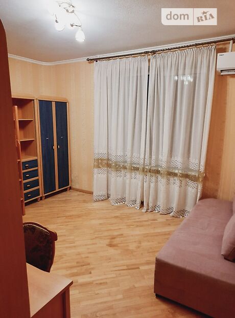Продажа трехкомнатной квартиры в Днепре, на ул. Рабочая район Чечеловский фото 1 Продажа трехкомнатной квартиры в Днепре, на ул. Рабочая район Чечеловский фото 1