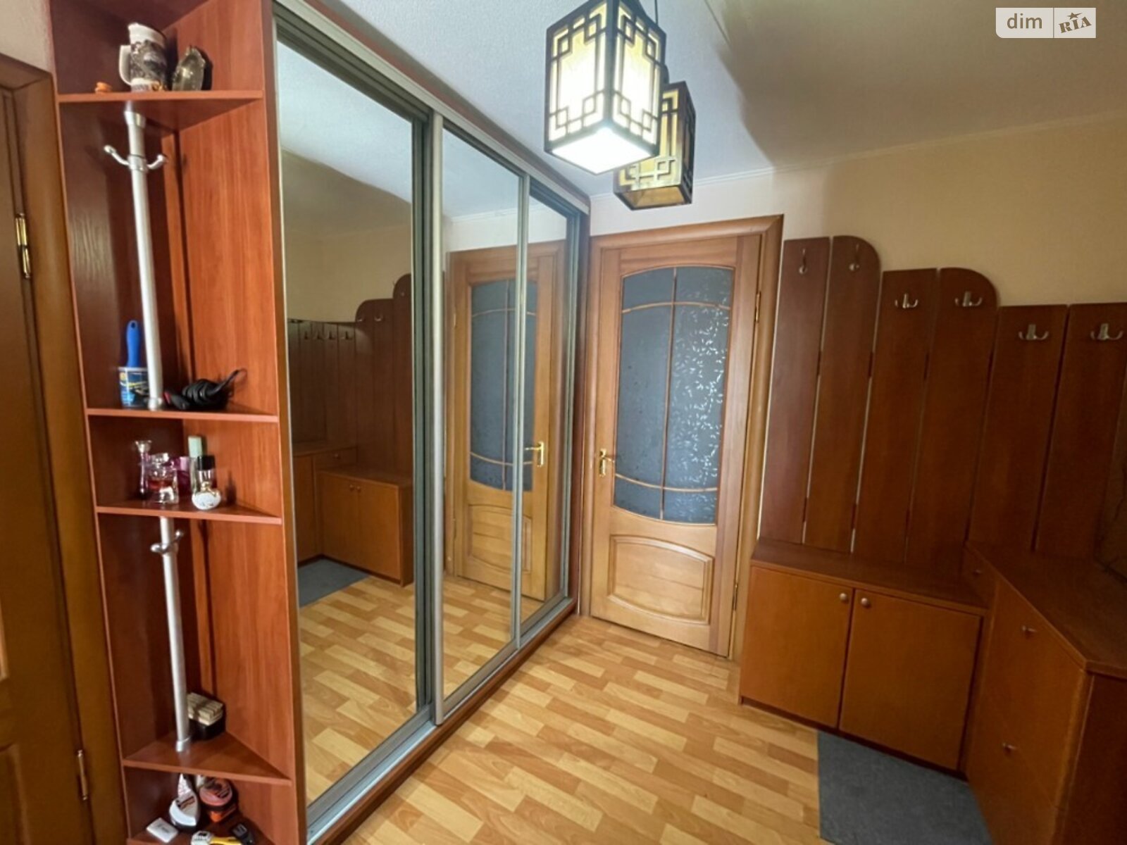 Продаж чотирикімнатної квартири в Дніпрі, на вул. Робоча 73, район Чечелівський фото 1