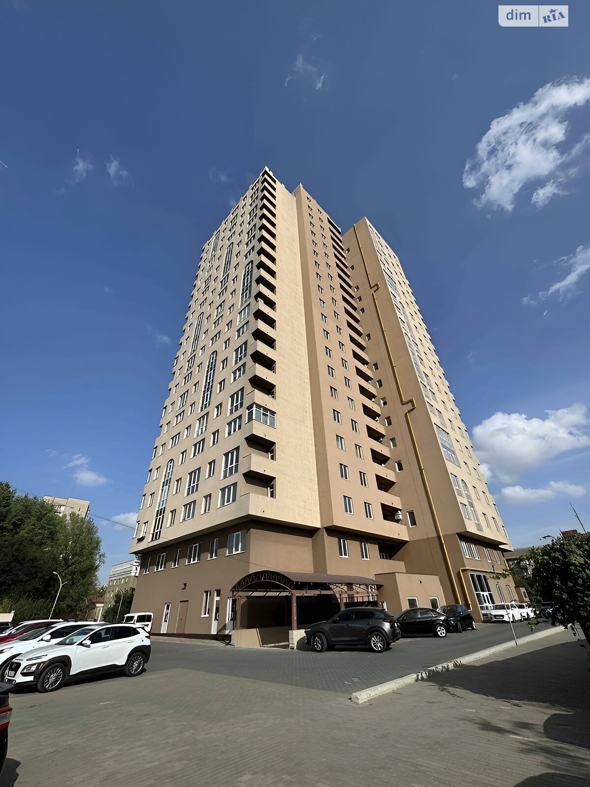 Продажа трехкомнатной квартиры в Днепре, на ул. Рабочая 166Д, район Чечеловский фото 1 Продажа трехкомнатной квартиры в Днепре, на ул. Рабочая 166Д, район Чечеловский фото 1
