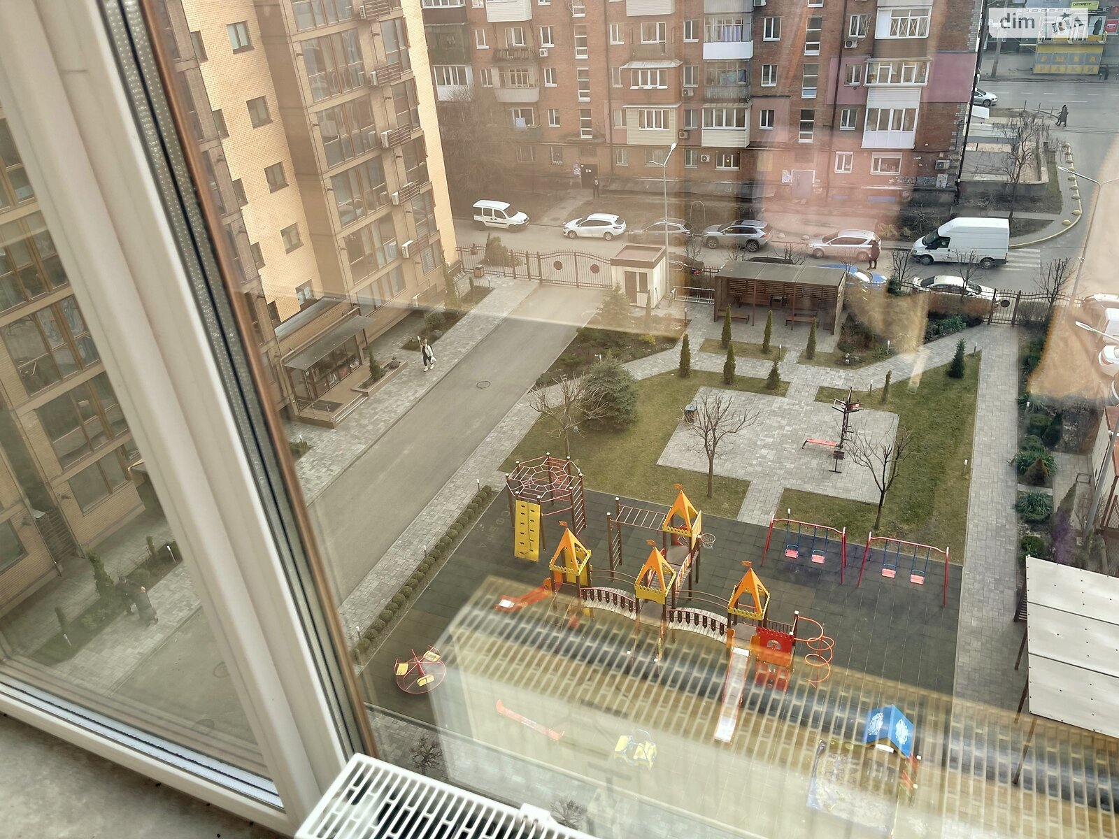 Продажа трехкомнатной квартиры в Днепре, на ул. Независимости 26, район Чечеловский фото 1
