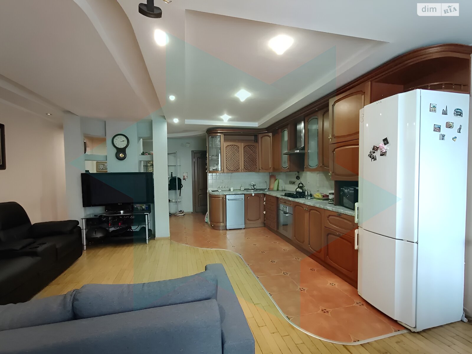 Продажа трехкомнатной квартиры в Днепре, на ул. Чекмарева Академика 2, фото 1 Продажа трехкомнатной квартиры в Днепре, на ул. Чекмарева Академика 2, фото 1