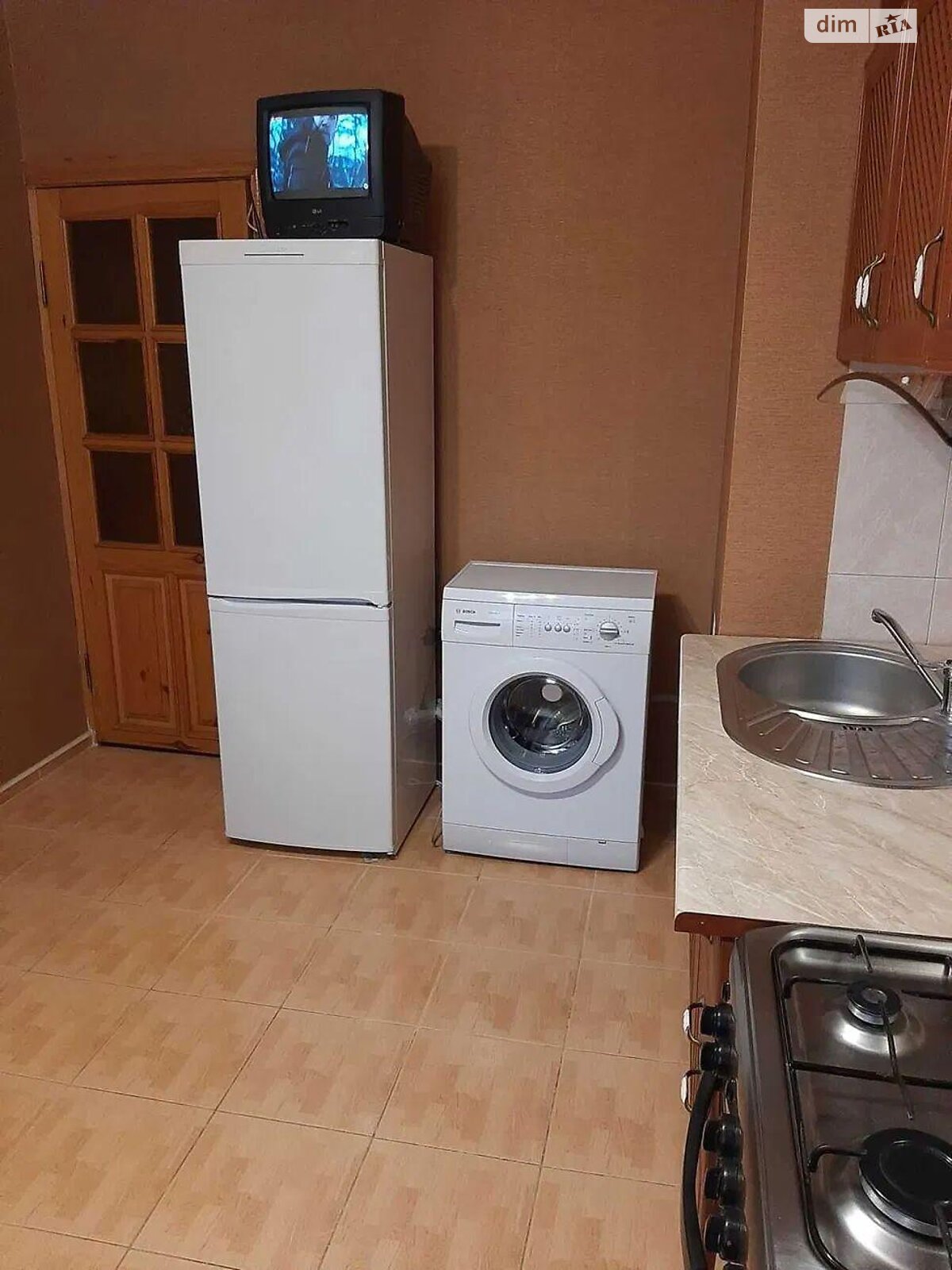 Продажа трехкомнатной квартиры в Днепре, на ул. Новогодняя 45, район ДИИТ фото 1 Продажа трехкомнатной квартиры в Днепре, на ул. Новогодняя 45, район ДИИТ фото 1