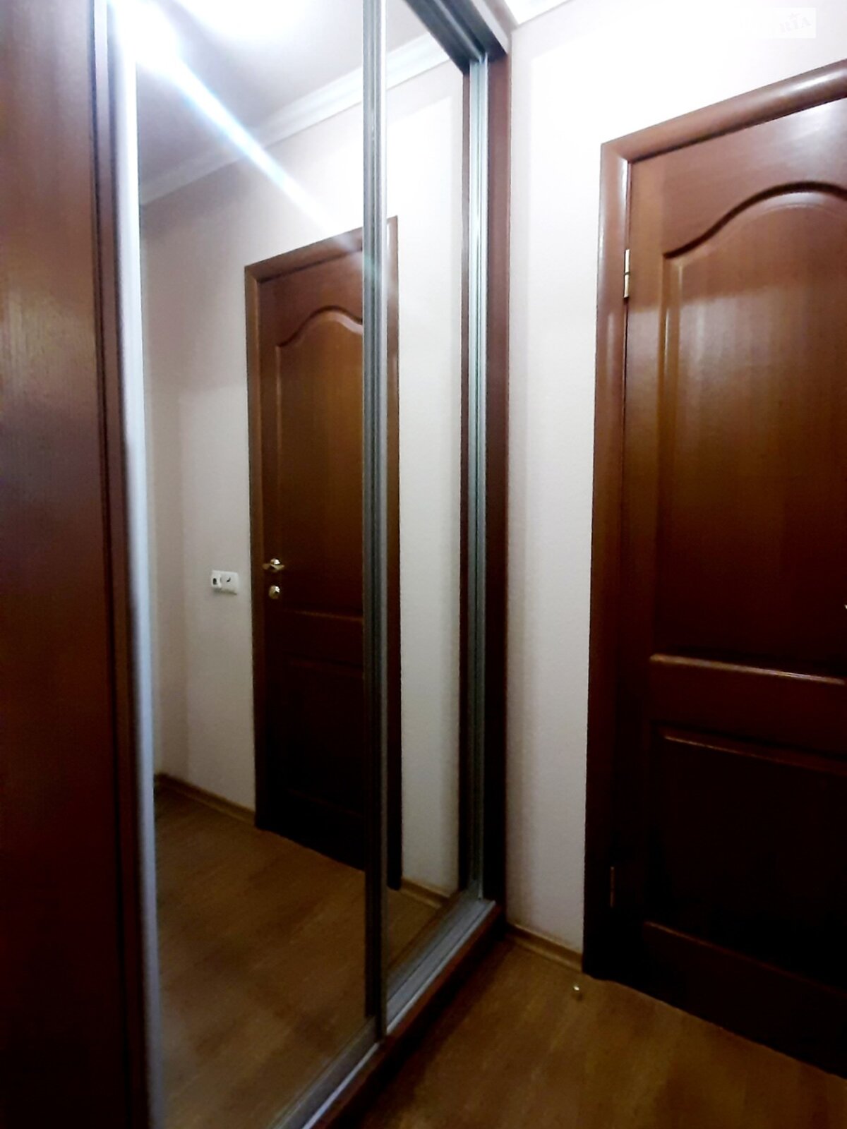 Продаж двокімнатної квартири в Дніпрі, на вул. Добровольців 2, фото 1