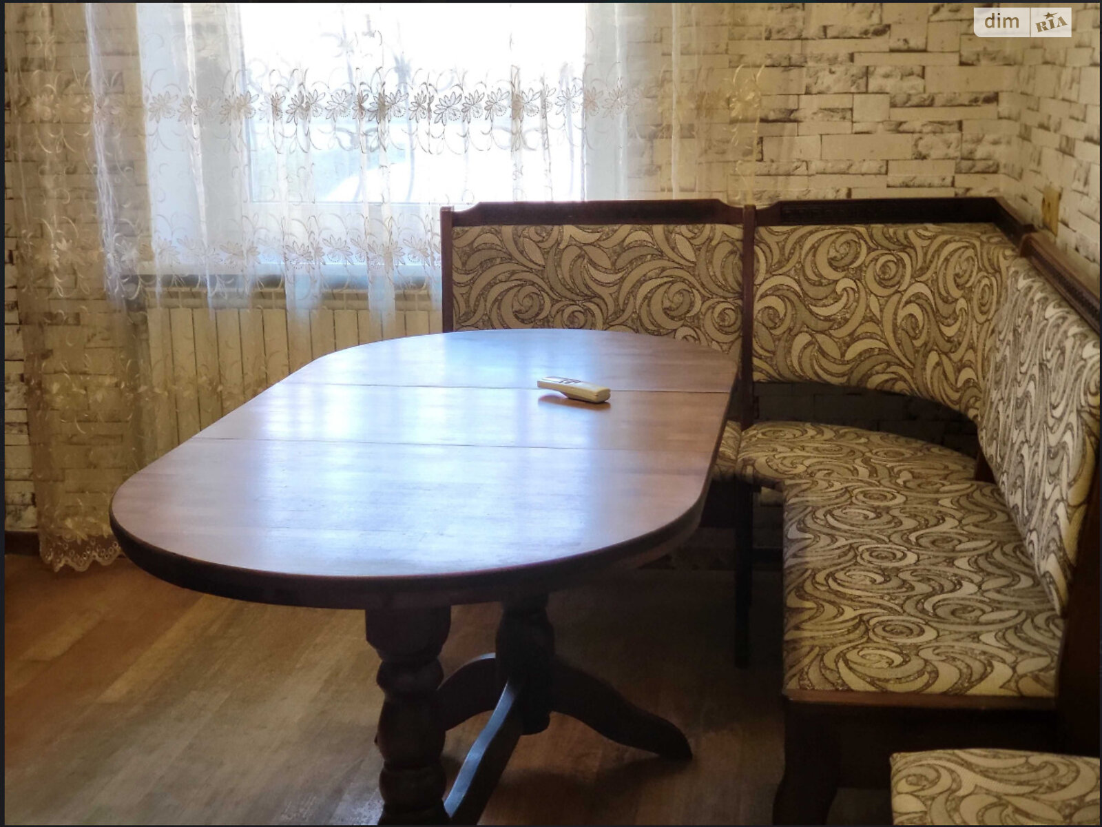 Продажа трехкомнатной квартиры в Днепре, на пл. Троицкая 40, район Еврейская слобода фото 1 Продажа трехкомнатной квартиры в Днепре, на пл. Троицкая 40, район Еврейская слобода фото 1