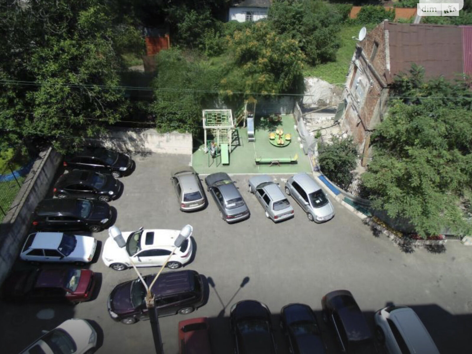 Продажа трехкомнатной квартиры в Днепре, на ул. Троицкая, район Еврейская слобода фото 1