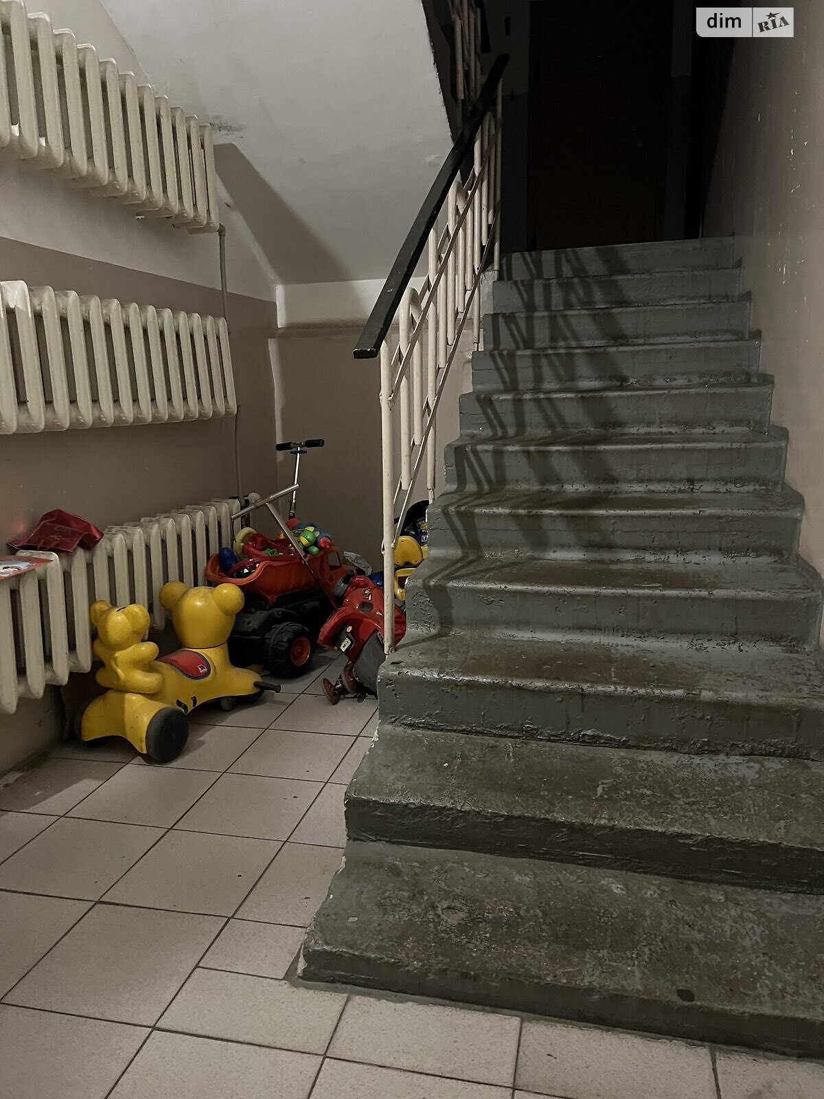 Продажа трехкомнатной квартиры в Днепре, на ул. Троицкая, район Еврейская слобода фото 1