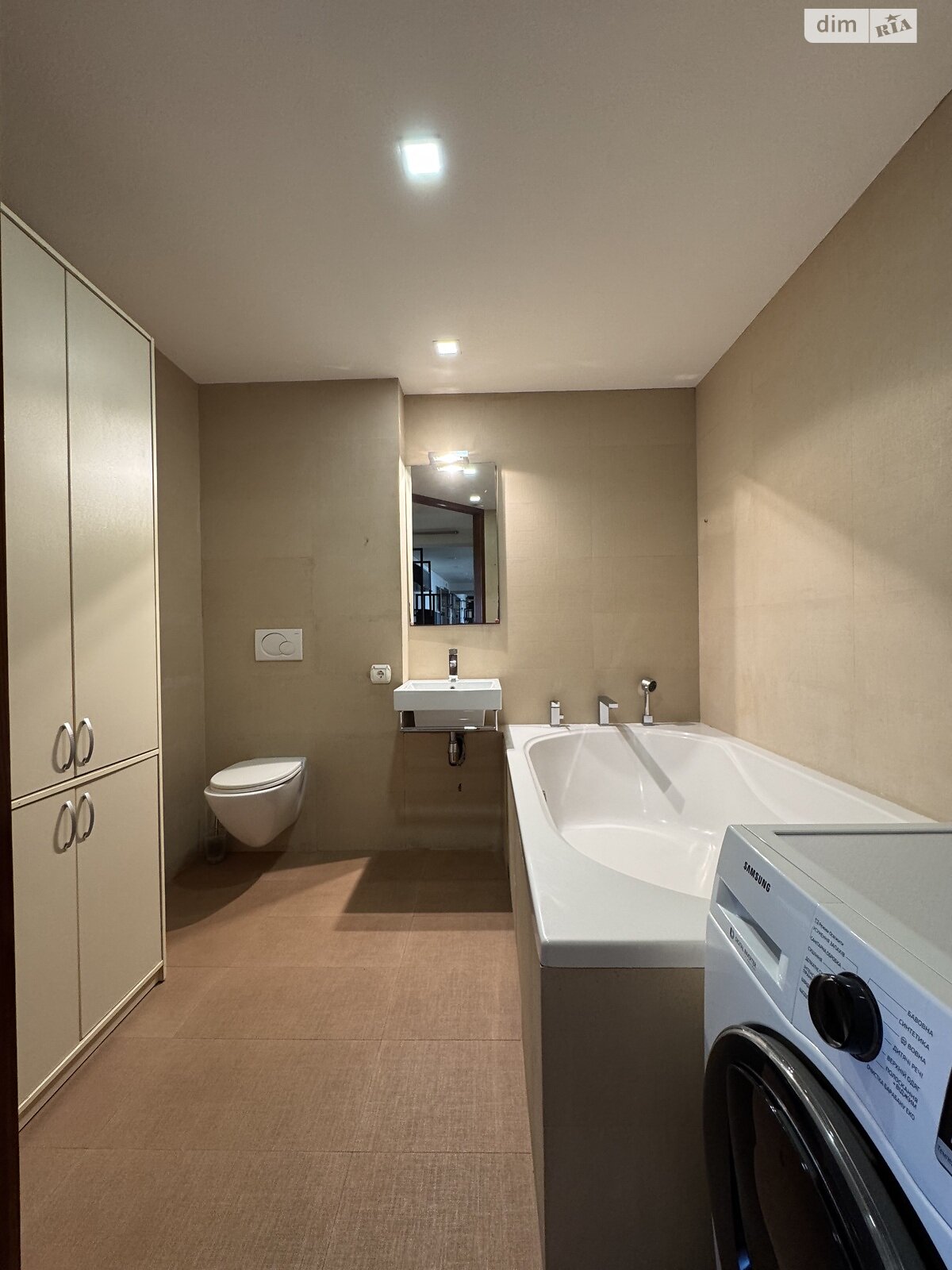 Продажа трехкомнатной квартиры в Днепре, на ул. Троицкая, район Еврейская слобода фото 1