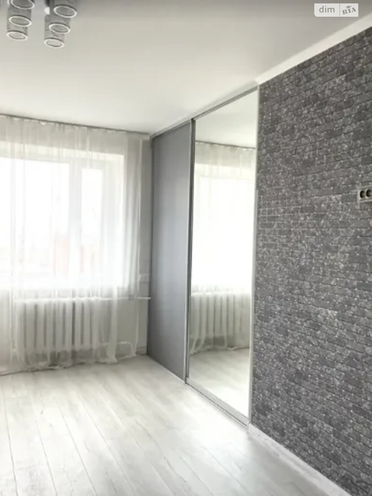 Продажа однокомнатной квартиры в Днепре, на ул. Вознесенская, район Еврейская слобода фото 1 Продажа однокомнатной квартиры в Днепре, на ул. Вознесенская, район Еврейская слобода фото 1