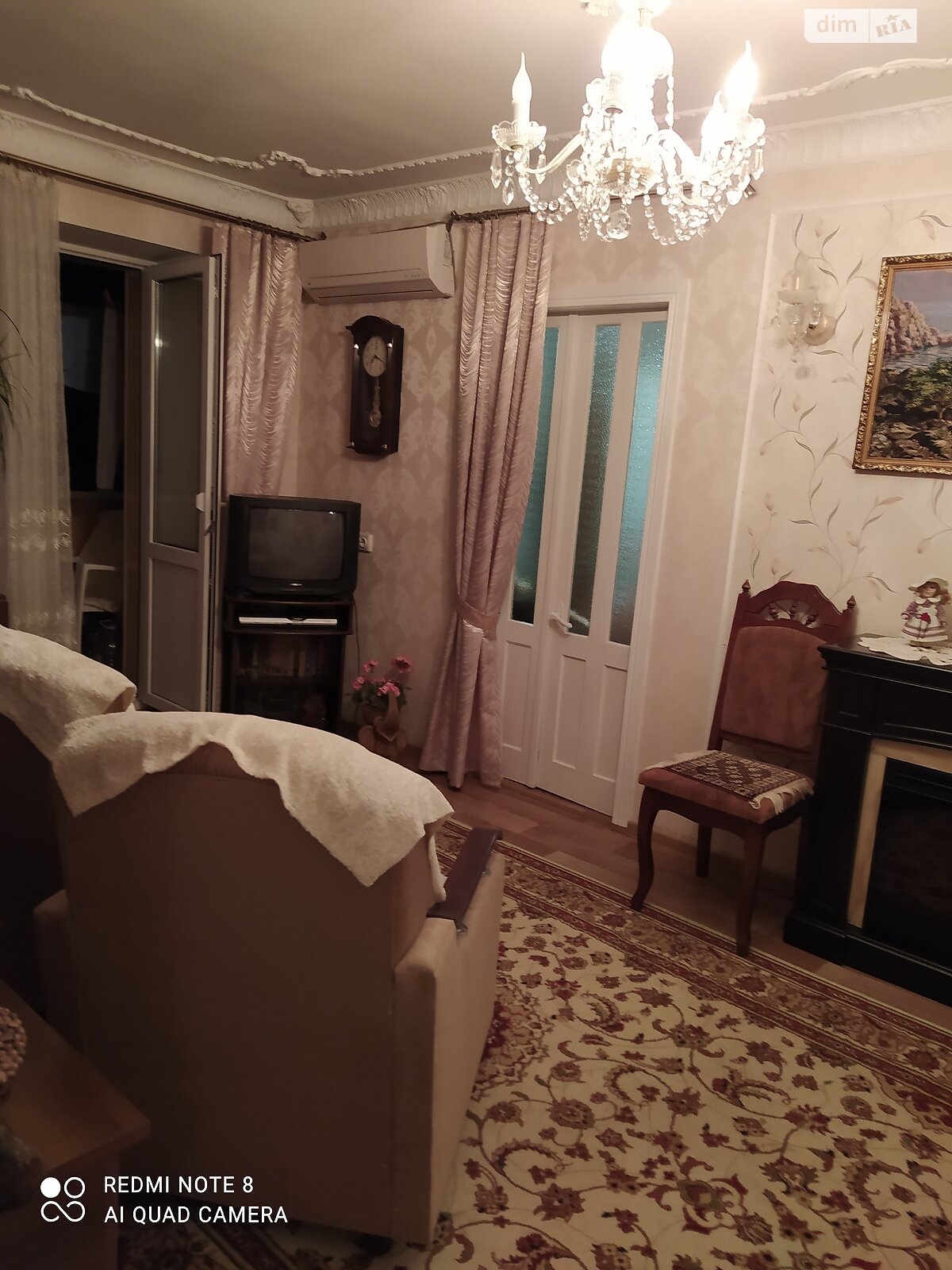 Продажа трехкомнатной квартиры в Днепре, на просп. Науки, фото 1 Продажа трехкомнатной квартиры в Днепре, на просп. Науки, фото 1