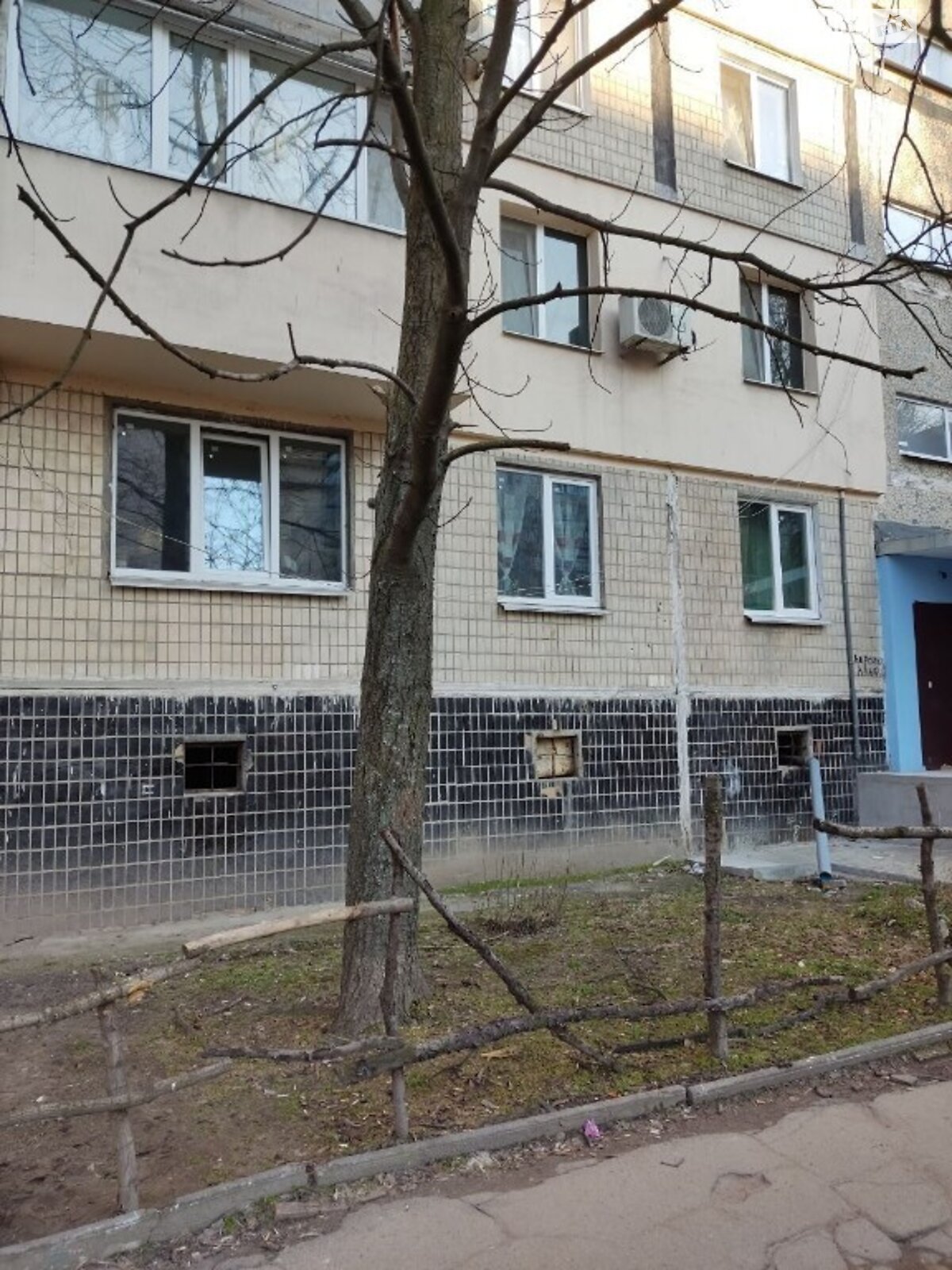 Продажа двухкомнатной квартиры в Днепре, на просп. Героев 12, фото 1