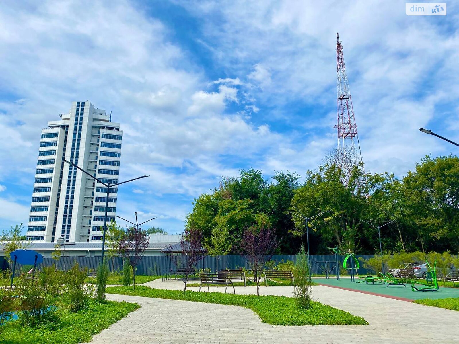 Продаж трикімнатної квартири в Дніпрі, на вул. Героїв Рятувальників 6, фото 1 Продаж трикімнатної квартири в Дніпрі, на вул. Героїв Рятувальників 6, фото 1