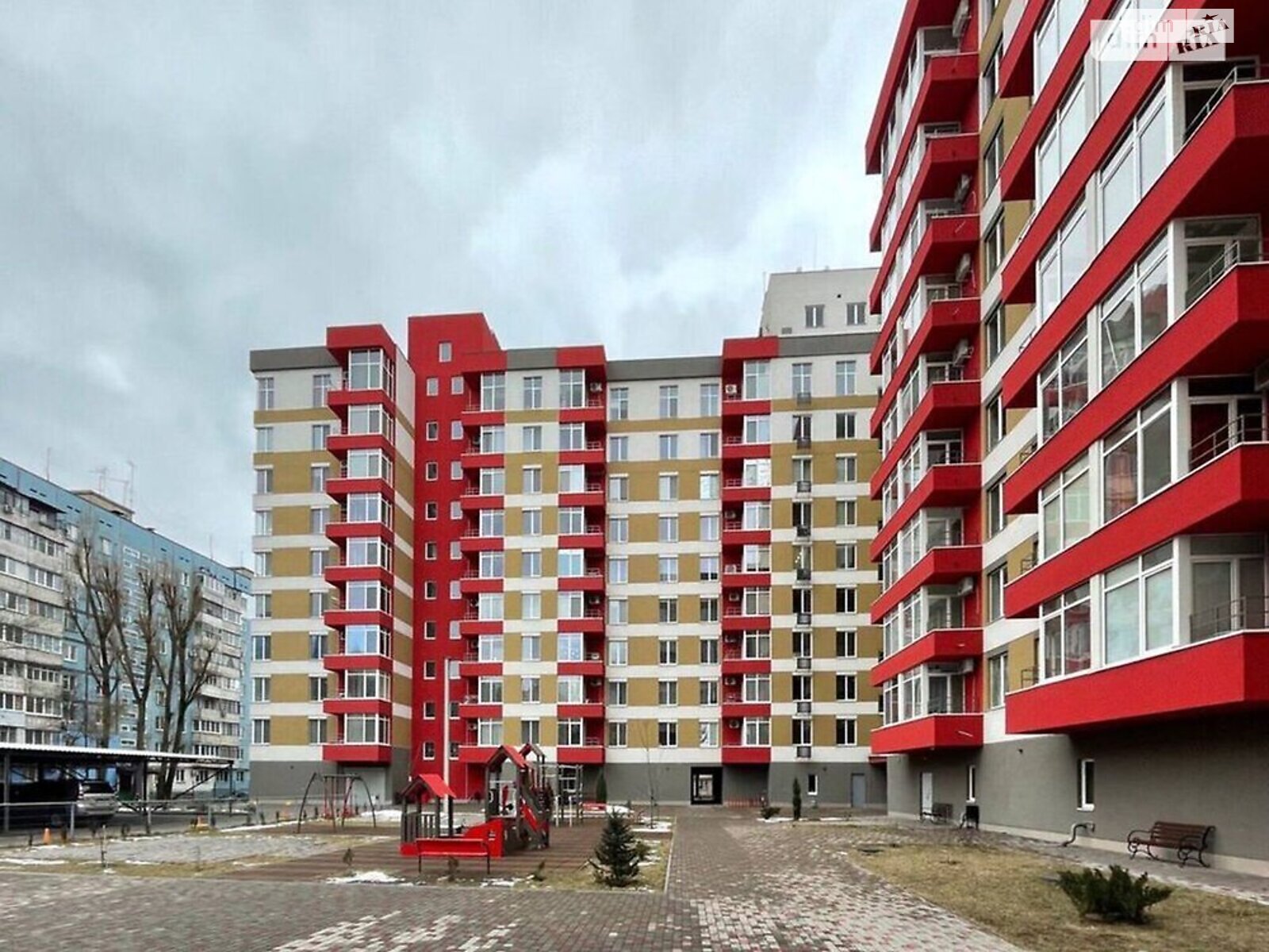 Продажа трехкомнатной квартиры в Днепре, на ул. Гидропарковая 13, фото 1