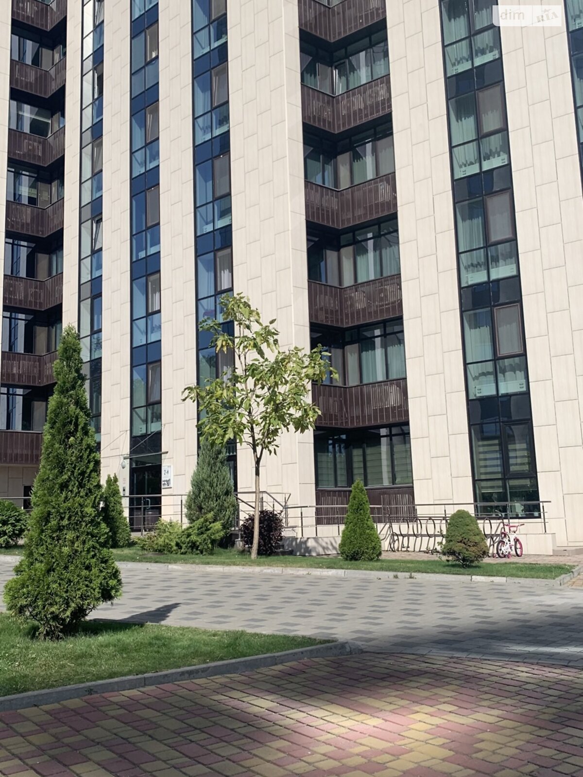 Продажа трехкомнатной квартиры в Днепре, на ул. Симферопольская 2Н, фото 1