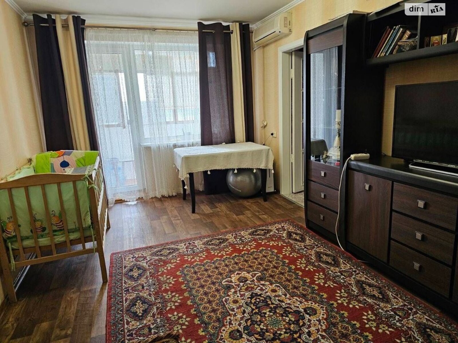 Продажа трехкомнатной квартиры в Днепре, на ул. Калиновая 94, район Индустриальный фото 1
