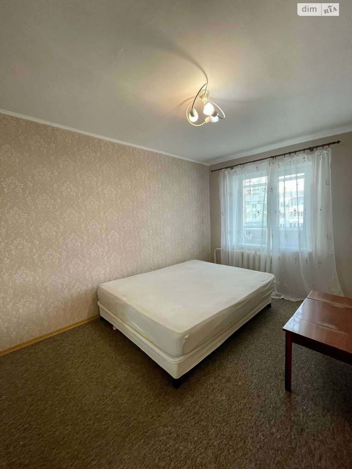 Продаж двокімнатної квартири в Дніпрі, на просп. Миру 49, район Індустріальний фото 1