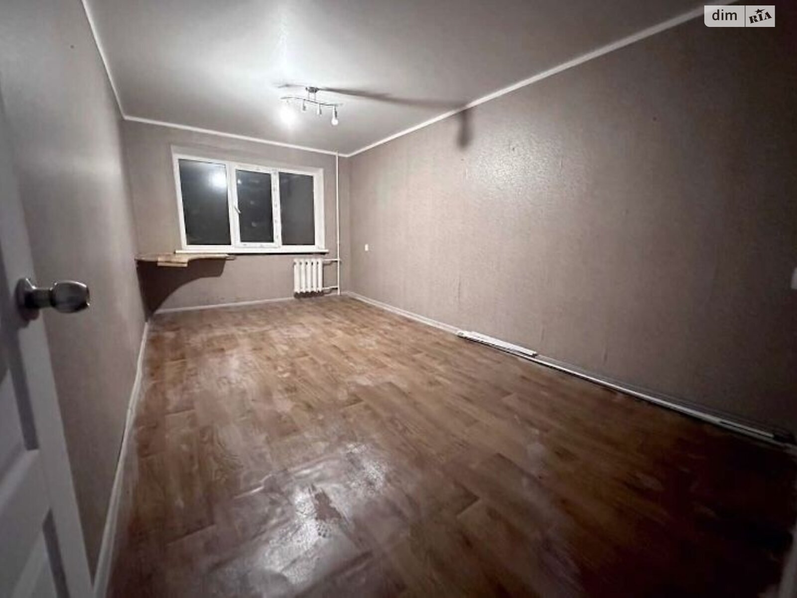 Продаж двокімнатної квартири в Дніпрі, на просп. Петра Калнишевського 18, район Індустріальний фото 1