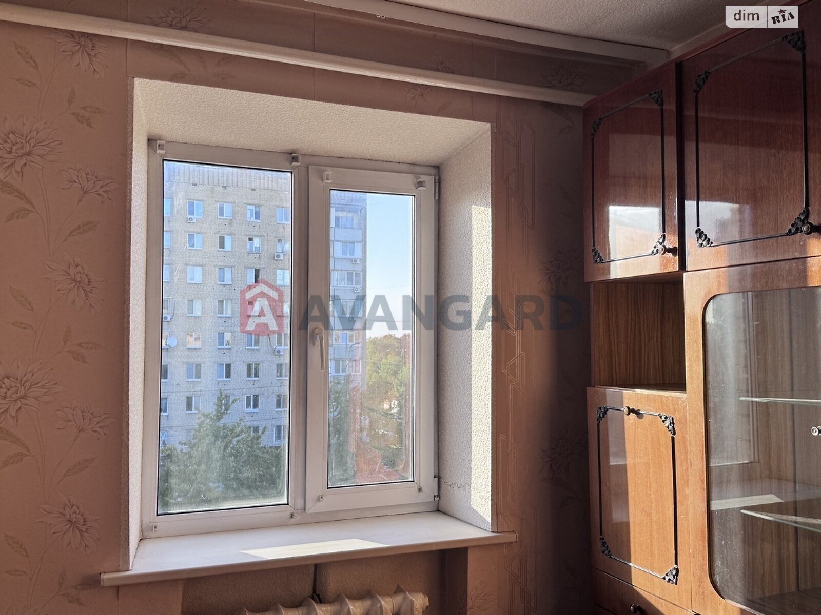 Продажа трехкомнатной квартиры в Днепре, на просп. Слобожанский 100, район Индустриальный фото 1