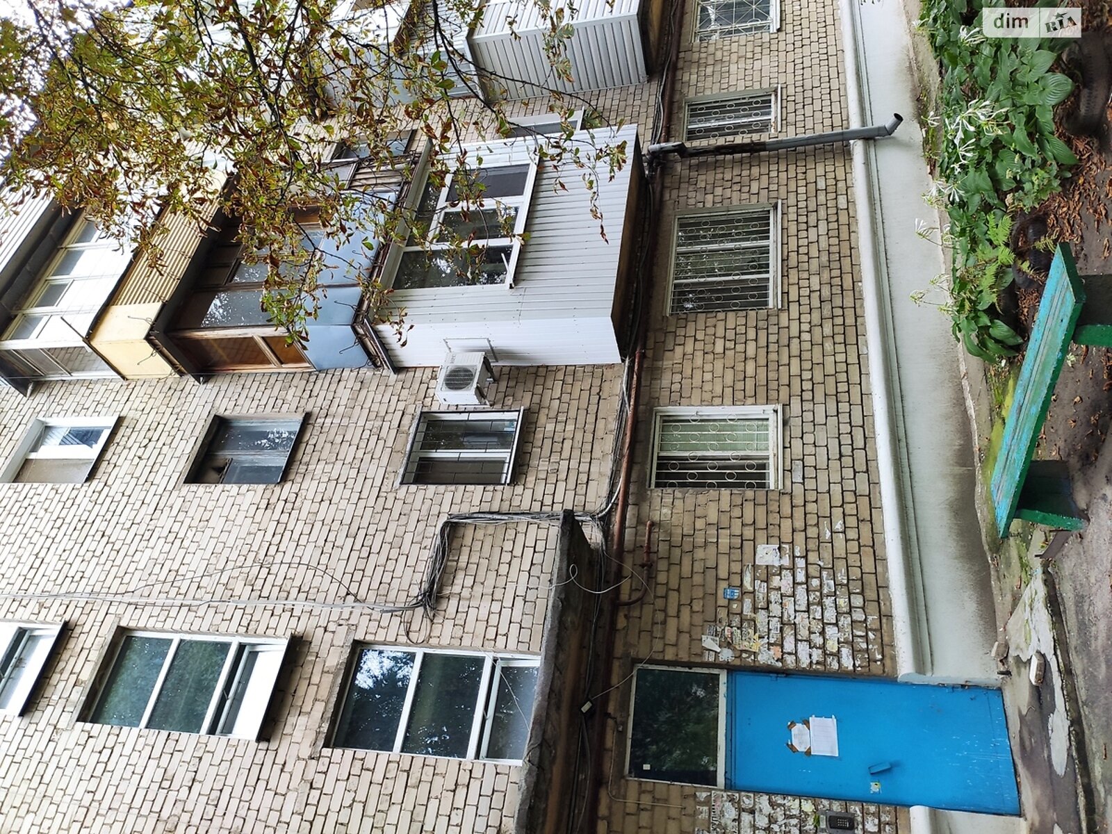 Продажа трехкомнатной квартиры в Днепре, на ул. Петра Яцыка, район Индустриальный фото 1
