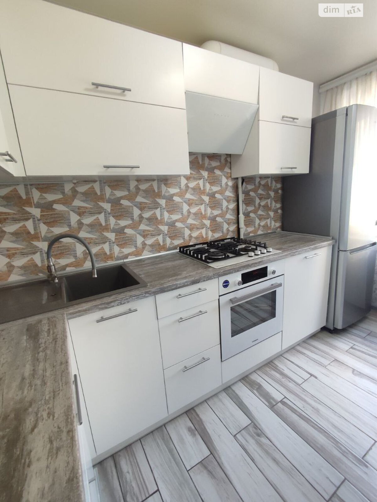 Продаж трикімнатної квартири в Дніпрі, на вул. Калинова 102 корпус 2, район Калинова Правда фото 1 Продаж трикімнатної квартири в Дніпрі, на вул. Калинова 102 корпус 2, район Калинова Правда фото 1