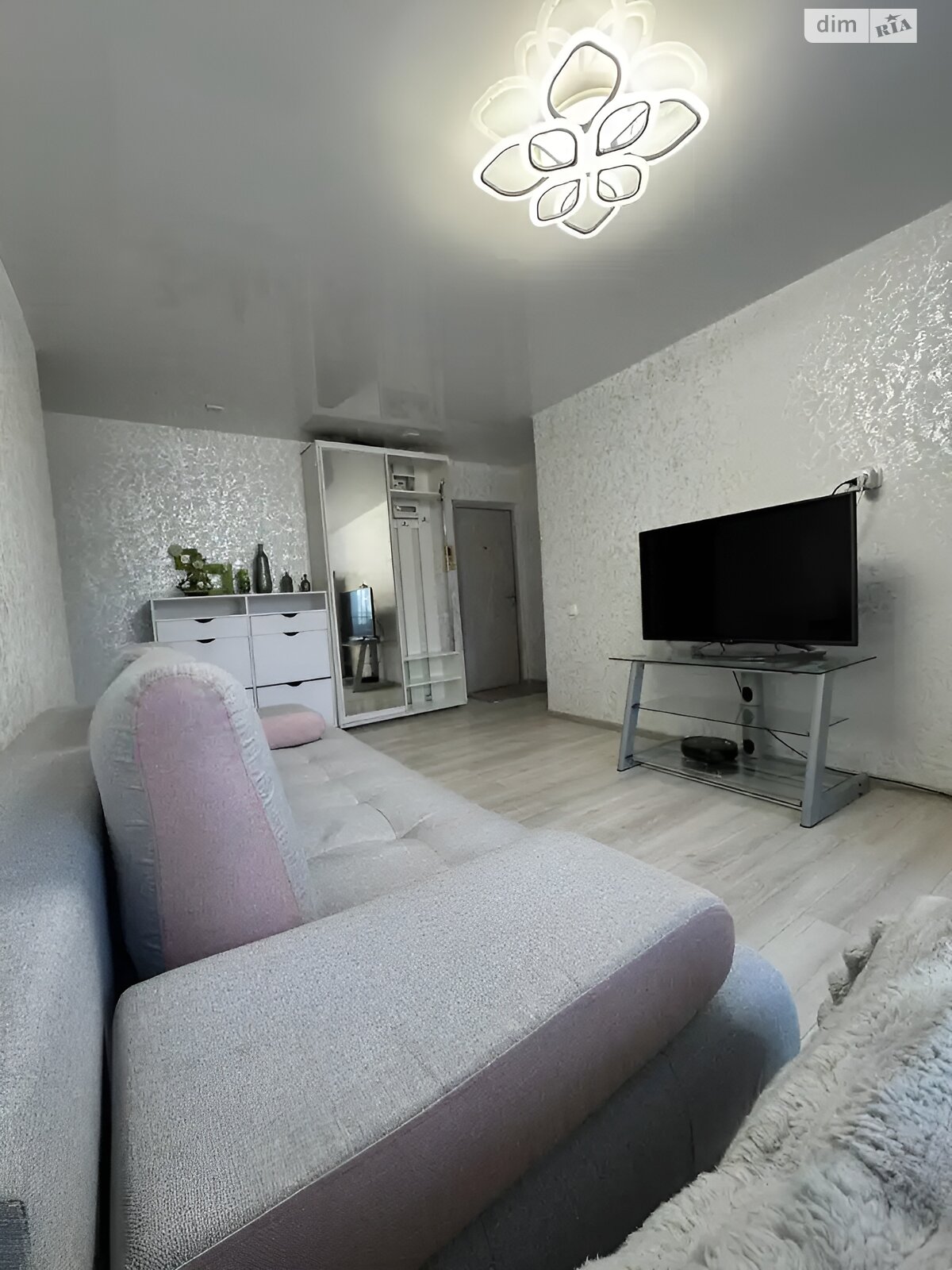 Продажа трехкомнатной квартиры в Днепре, на ул. Калиновая 102, район Калиновая Правда фото 1 Продажа трехкомнатной квартиры в Днепре, на ул. Калиновая 102, район Калиновая Правда фото 1