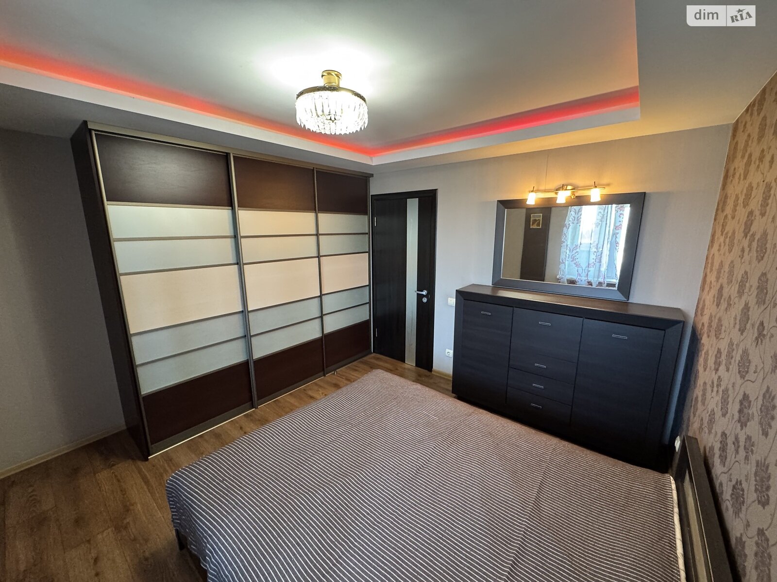 Продажа двухкомнатной квартиры в Днепре, на ул. Калиновая 116, район Калиновая Правда фото 1