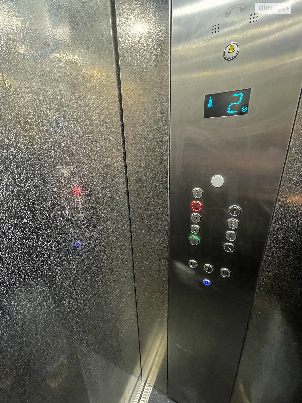 Продажа трехкомнатной квартиры в Днепре, на ул. Калиновая 86, район Калиновая Правда фото 1