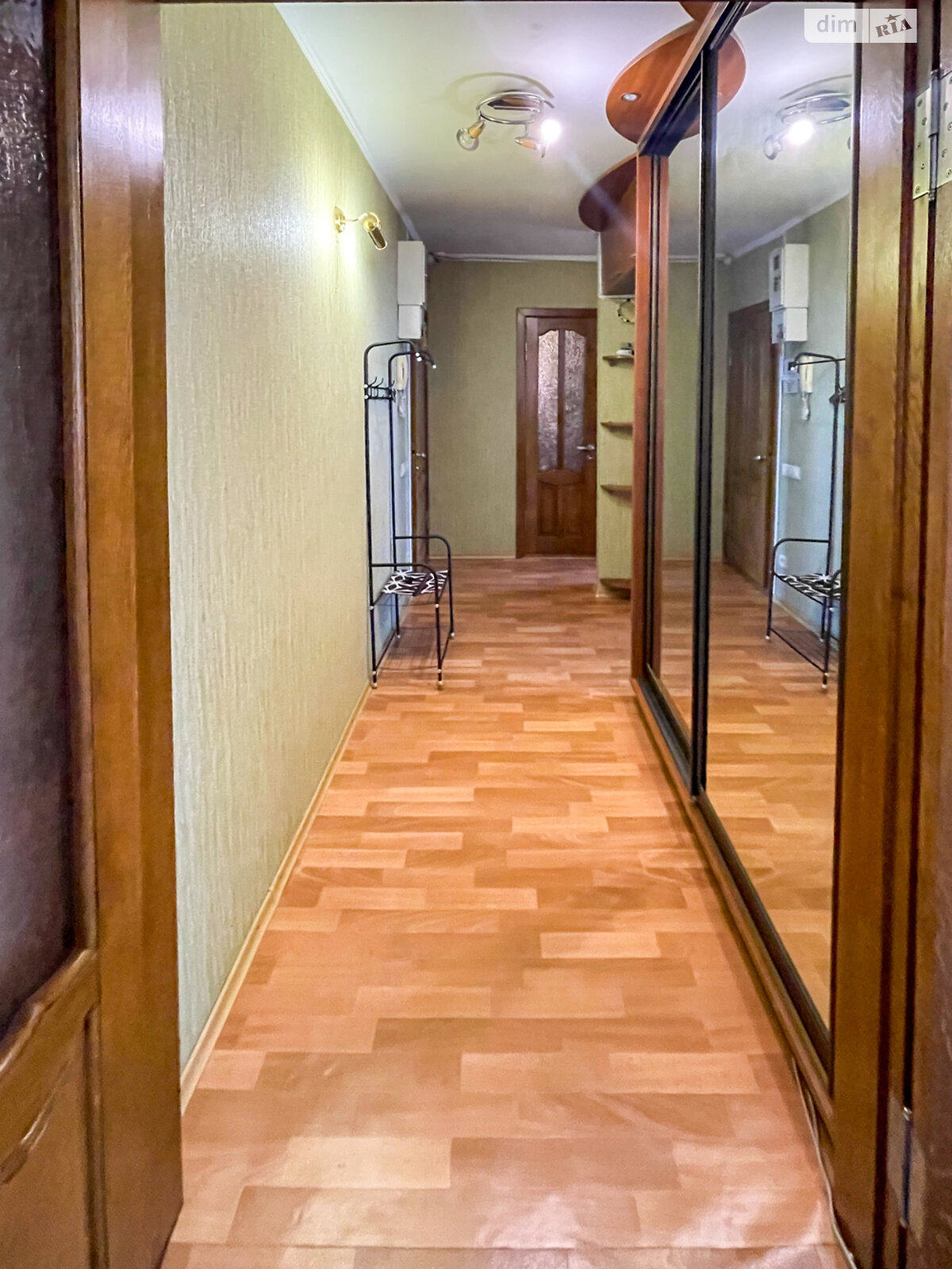 Продажа трехкомнатной квартиры в Днепре, на ул. Калиновая 86, район Калиновая Правда фото 1