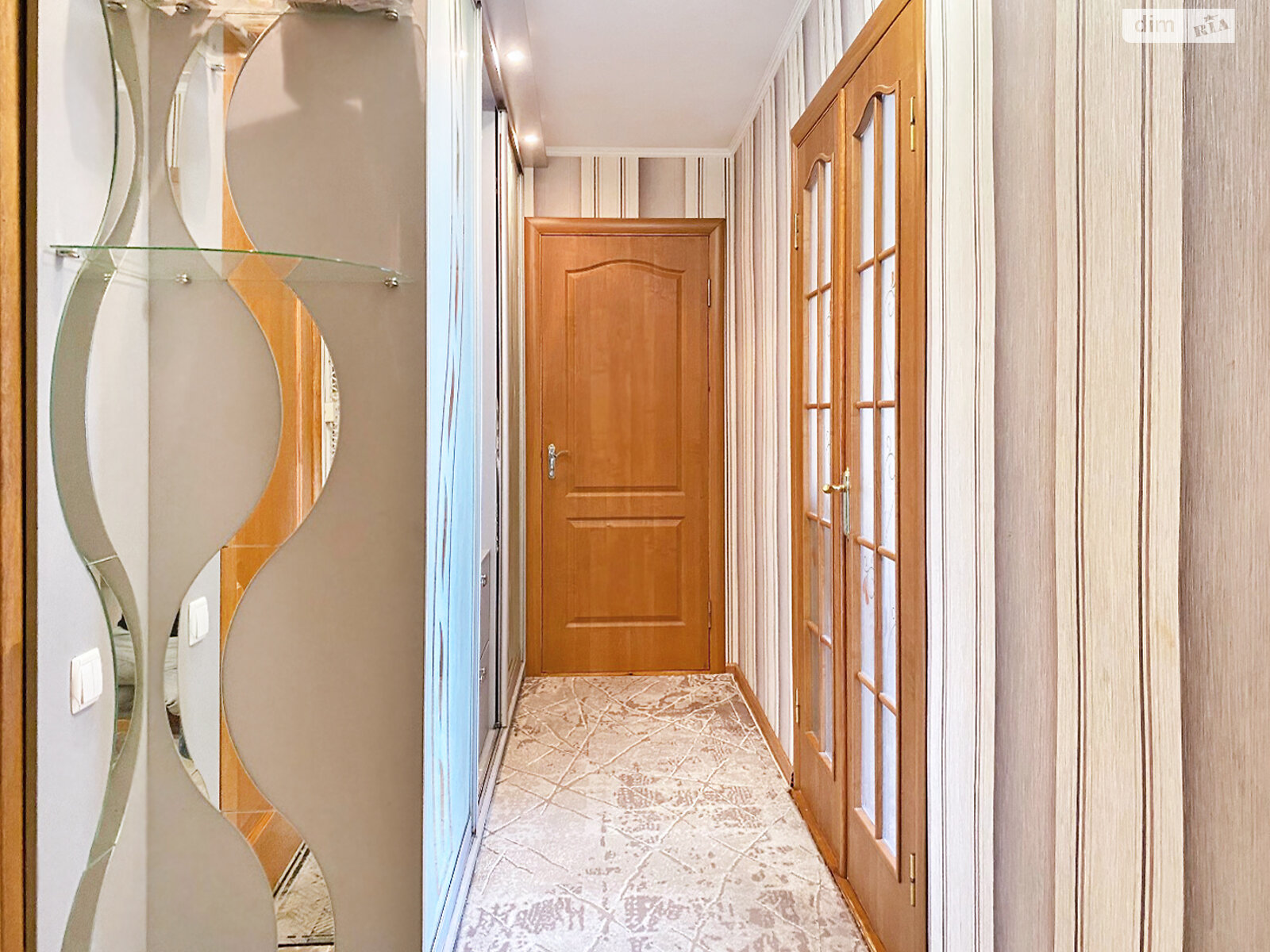 Продажа двухкомнатной квартиры в Днепре, на ул. Макуха Василия, район Калиновая Правда фото 1 Продажа двухкомнатной квартиры в Днепре, на ул. Макуха Василия, район Калиновая Правда фото 1