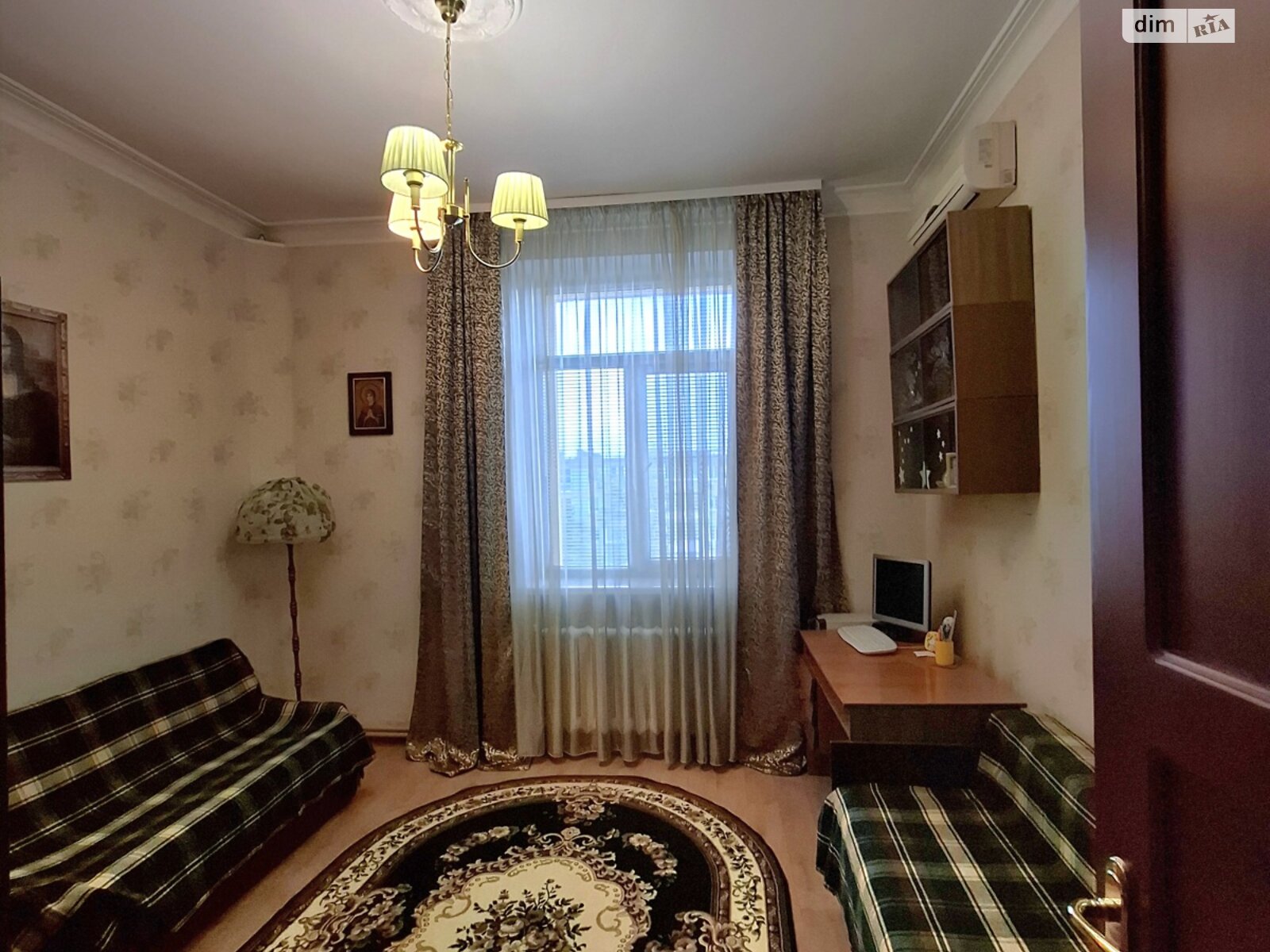 Продажа трехкомнатной квартиры в Днепре, на просп. Слобожанский 89, район Калиновая Правда фото 1 Продажа трехкомнатной квартиры в Днепре, на просп. Слобожанский 89, район Калиновая Правда фото 1