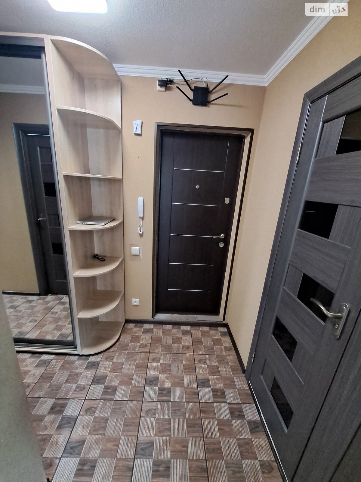 Продажа трехкомнатной квартиры в Днепре, на шоссе Донецкое 136, район Левобережный фото 1 Продажа трехкомнатной квартиры в Днепре, на шоссе Донецкое 136, район Левобережный фото 1