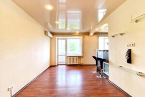 Продаж трикімнатної квартири в Дніпрі, на просп. Слобожанський 68, район Калинівський фото 2