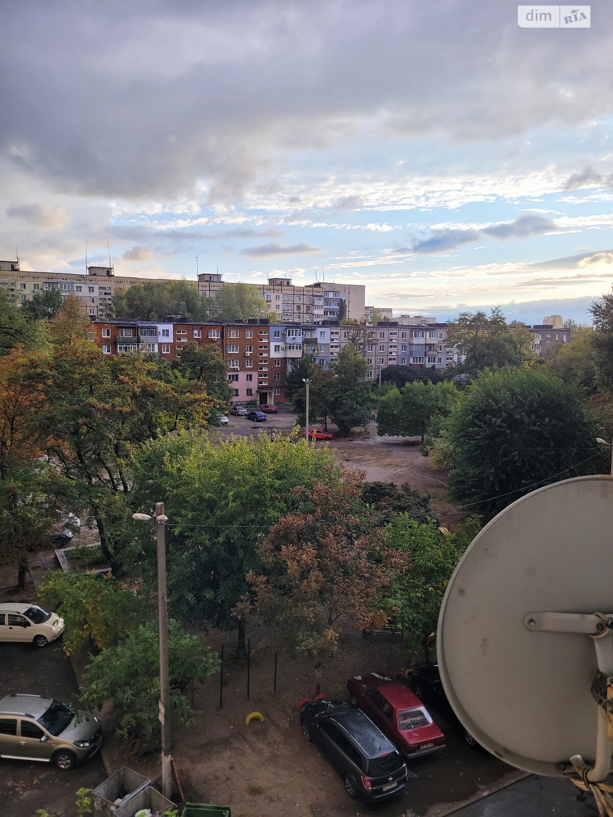 Продаж трикімнатної квартири в Дніпрі, на вул. Янтарна 83, кв. 17, район Калинівський фото 1 Продаж трикімнатної квартири в Дніпрі, на вул. Янтарна 83, кв. 17, район Калинівський фото 1