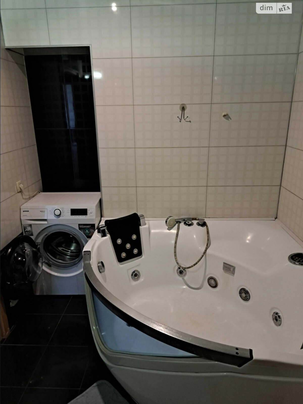 Продажа трехкомнатной квартиры в Днепре, на ул. Беляева 8, район Каменский фото 1 Продажа трехкомнатной квартиры в Днепре, на ул. Беляева 8, район Каменский фото 1
