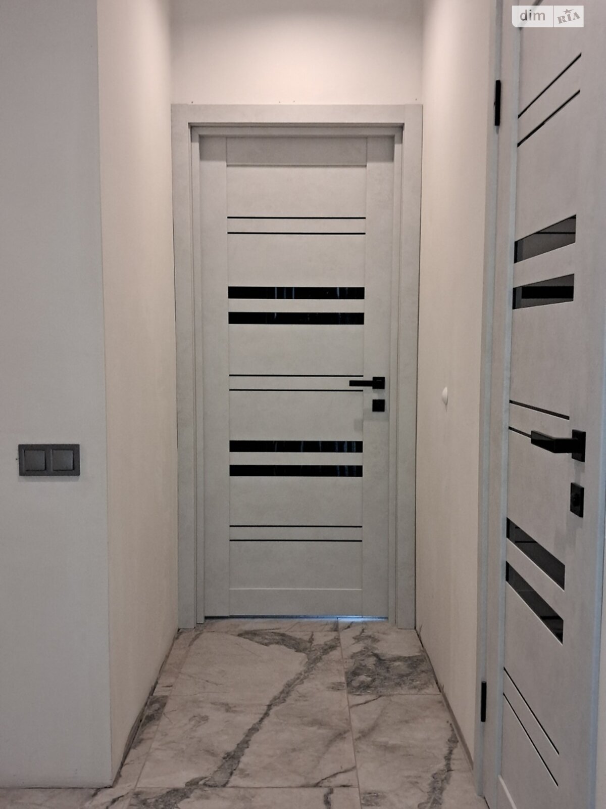 Продажа двухкомнатной квартиры в Днепре, на ул. Беляева Замполита 8А, район Каменский фото 1