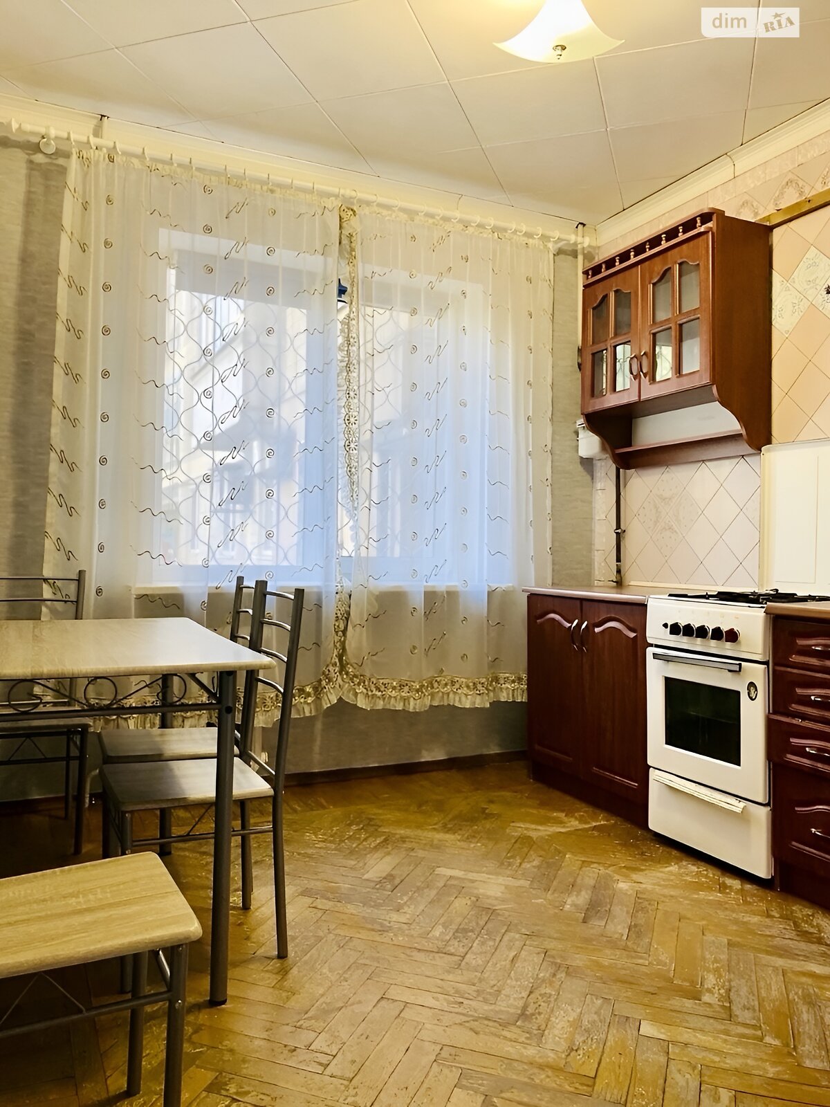 Продажа трехкомнатной квартиры в Днепре, на шоссе Донецкое, район Каменский фото 1 Продажа трехкомнатной квартиры в Днепре, на шоссе Донецкое, район Каменский фото 1